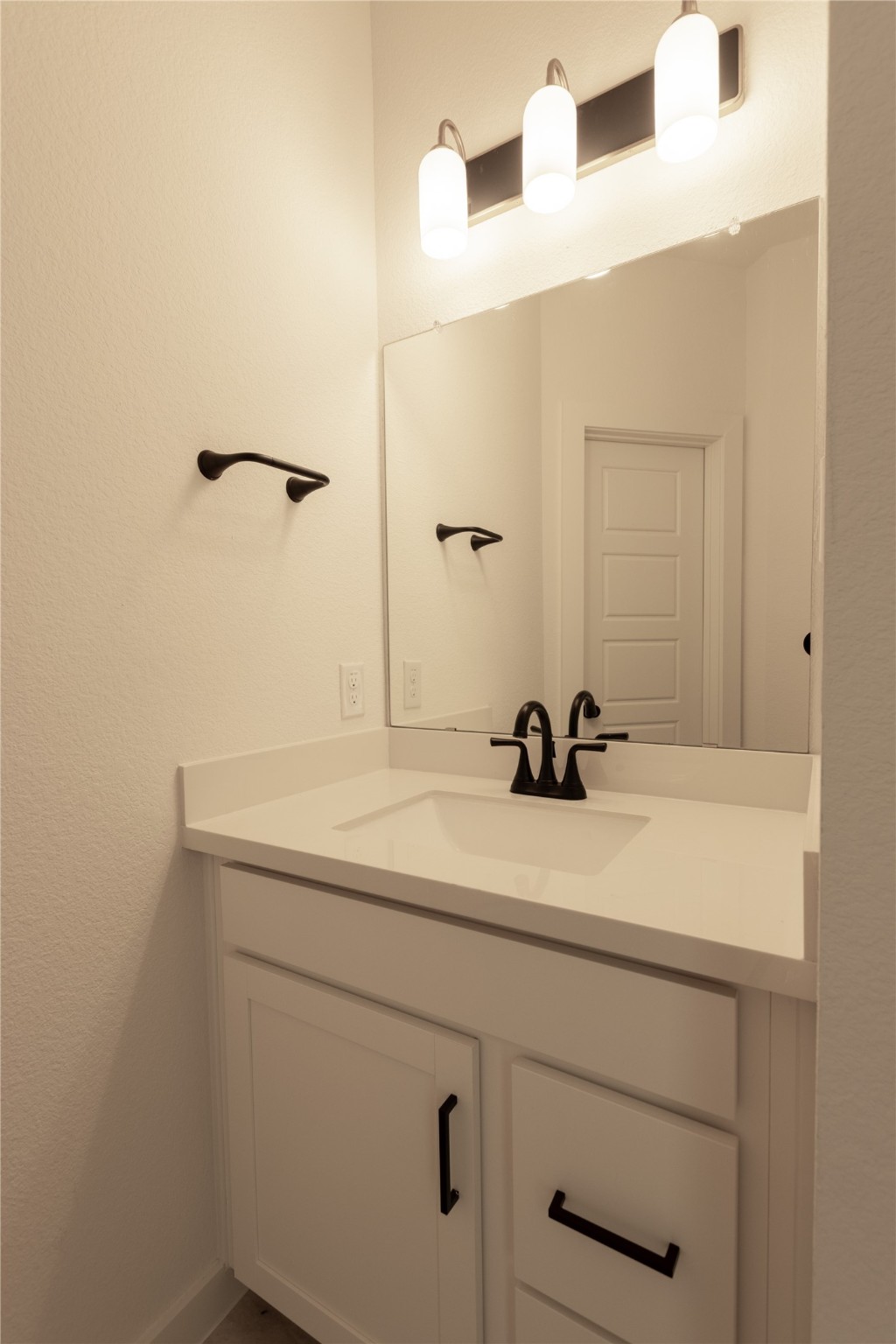 31422 Beacon Cove Trail Property Photo 30