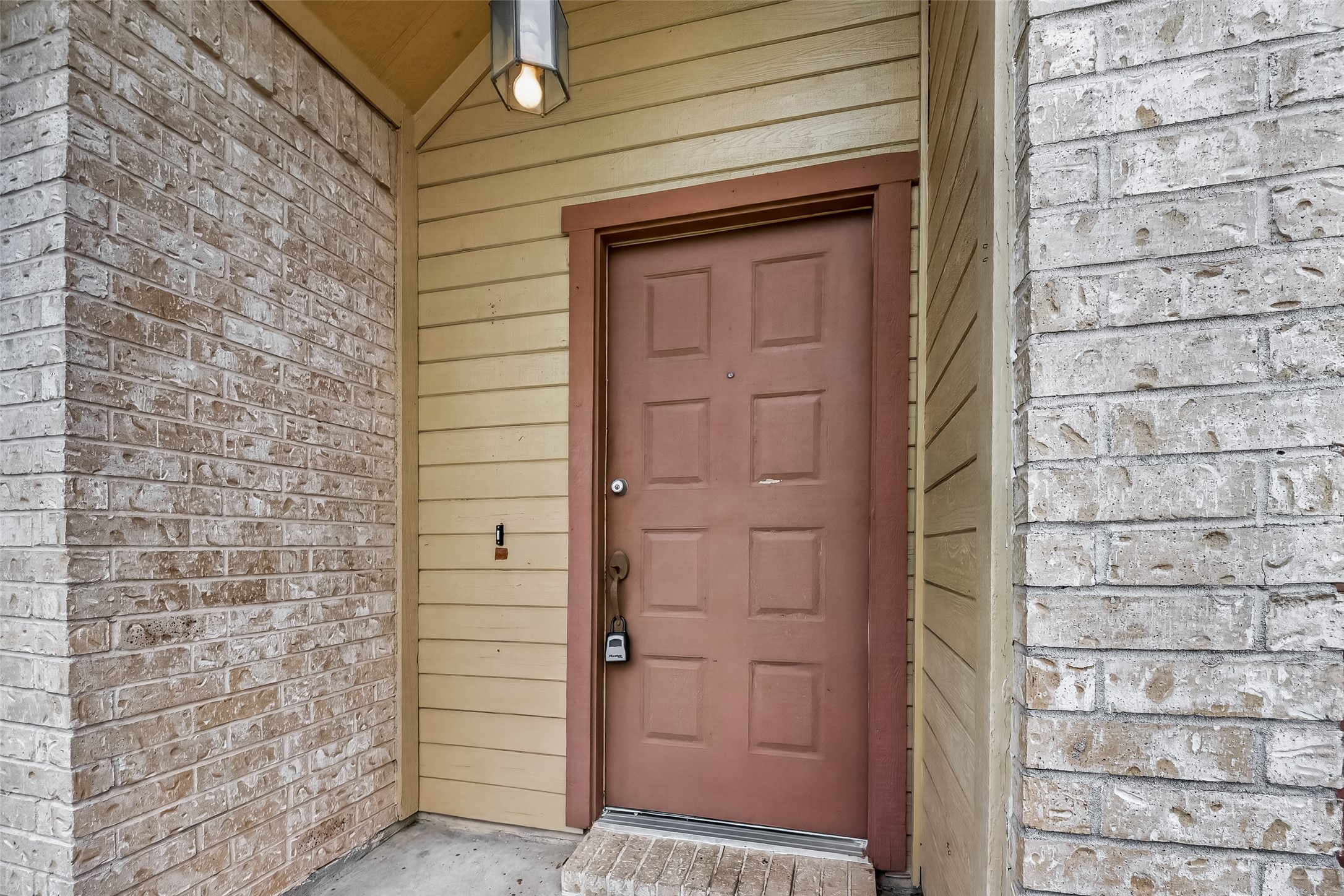 1414 Elkwood Drive Property Photo 4