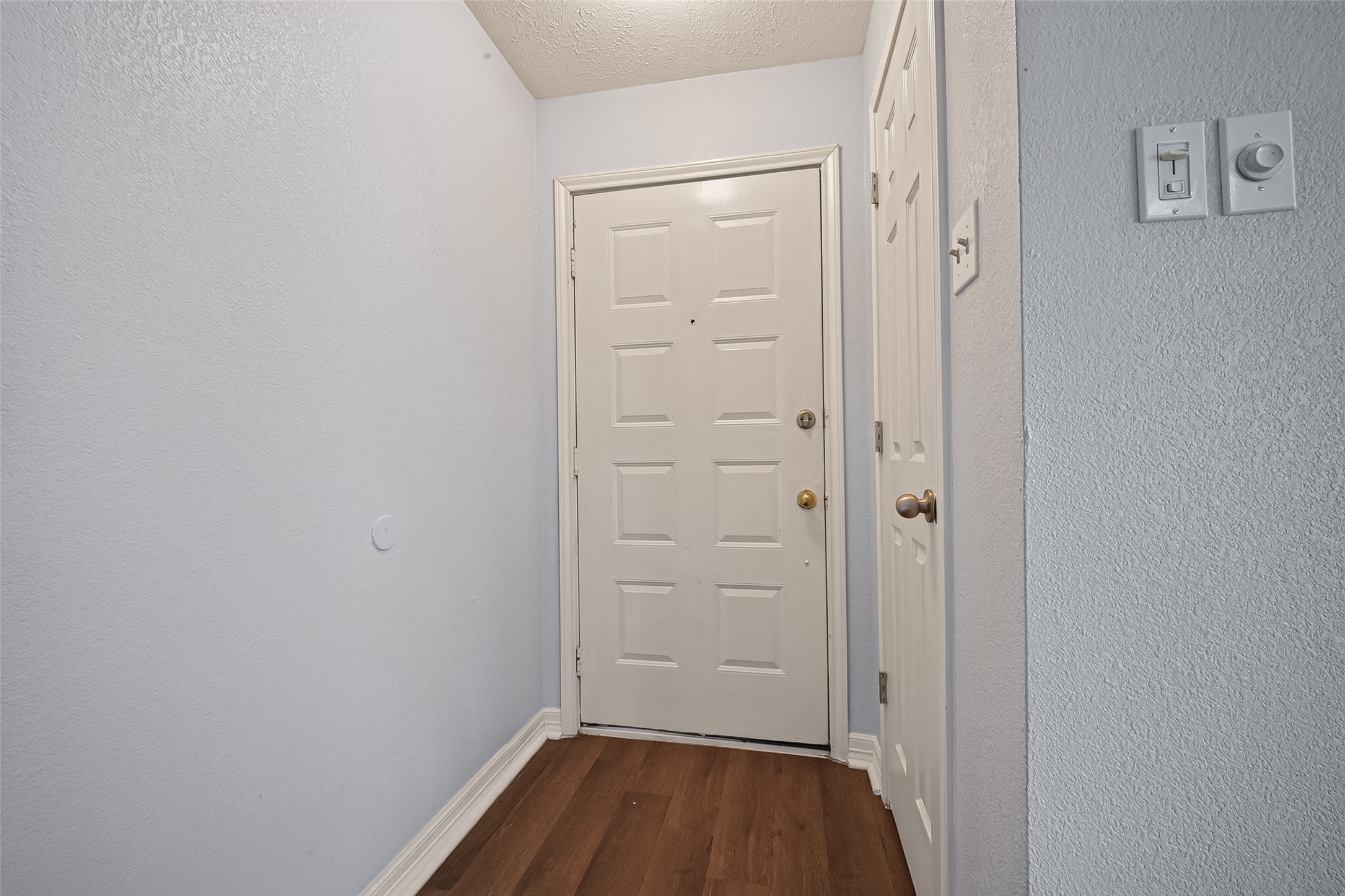 1414 Elkwood Drive Property Photo 5