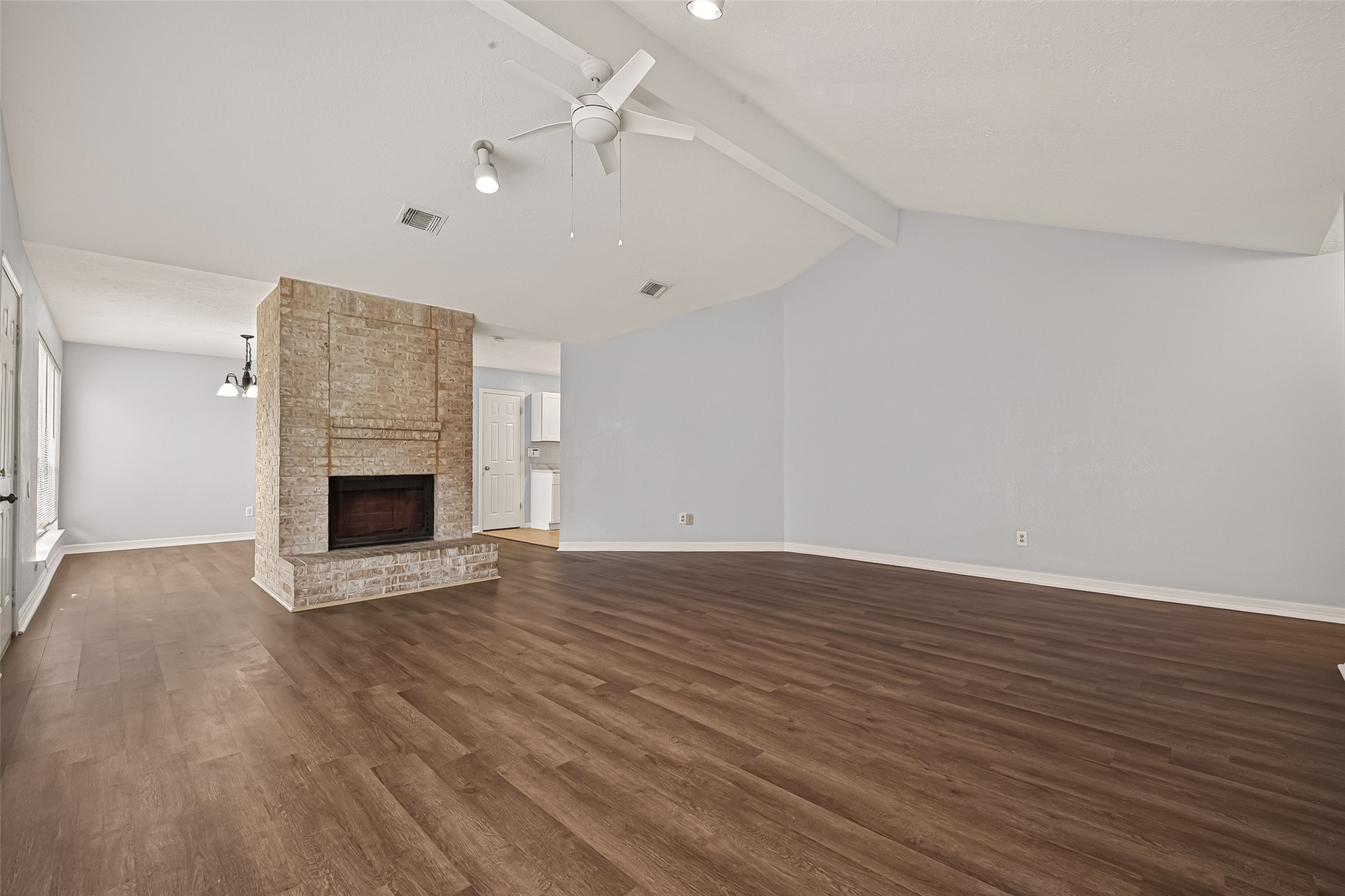 1414 Elkwood Drive Property Photo 7