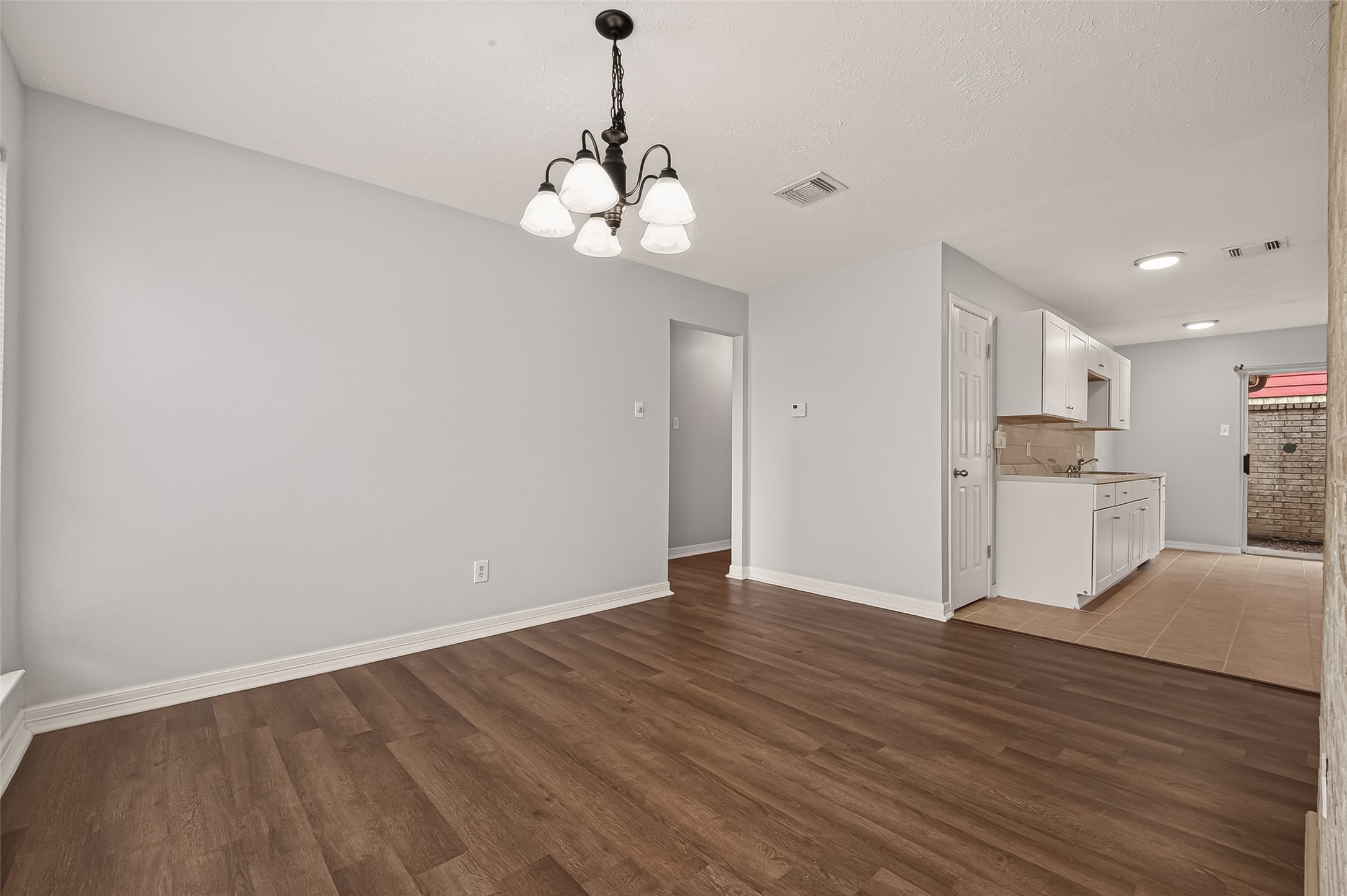 1414 Elkwood Drive Property Photo 11