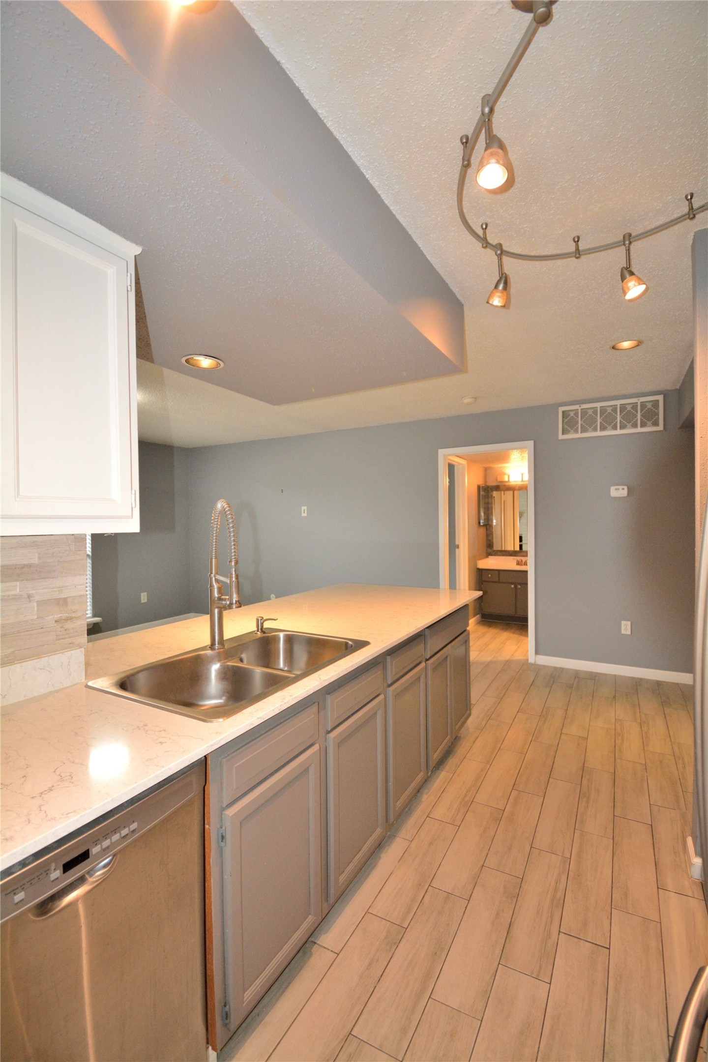260 El Dorado Boulevard 903 Property Photo 5
