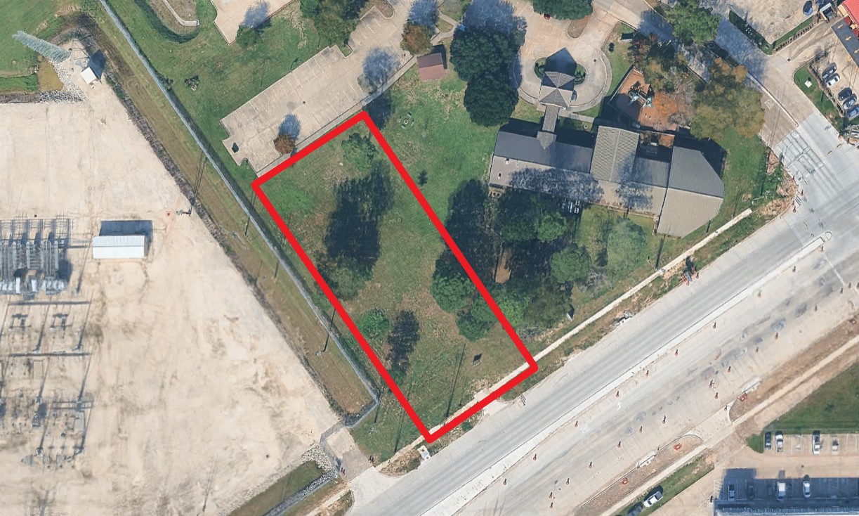7927 Fm 1960 Road E Property Photo 2