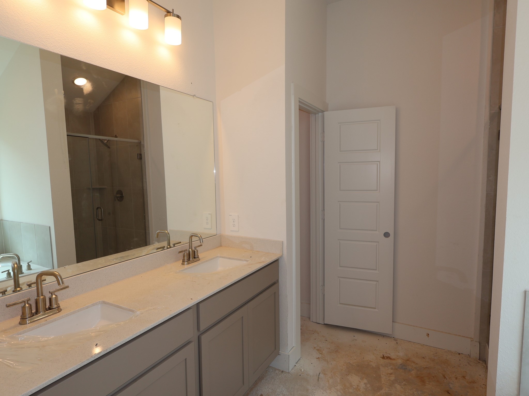 21206 Jacaranda Blossom Way Property Photo 8