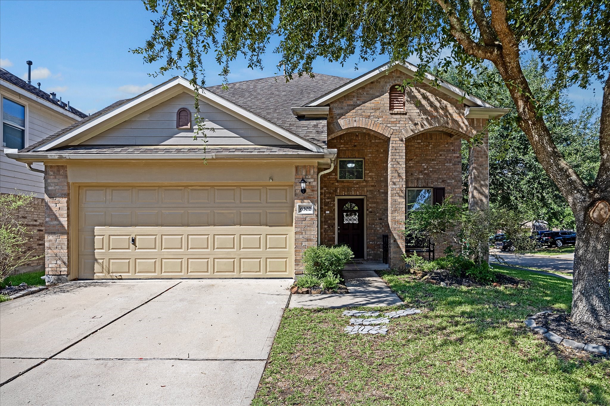 6302 Hadley Rock Drive Property Photo 1