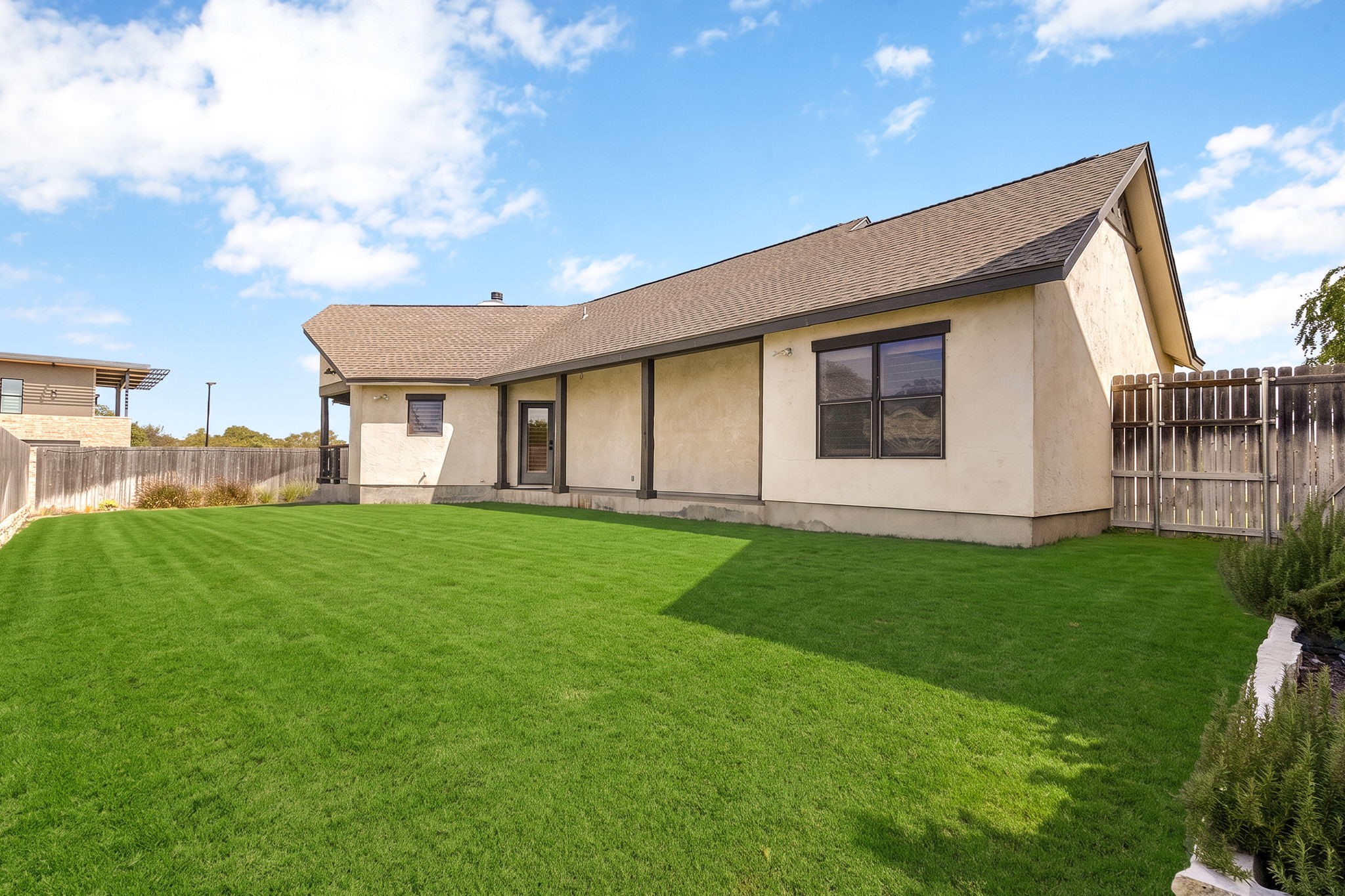 1227 Gruene Valley Circle Property Photo 20