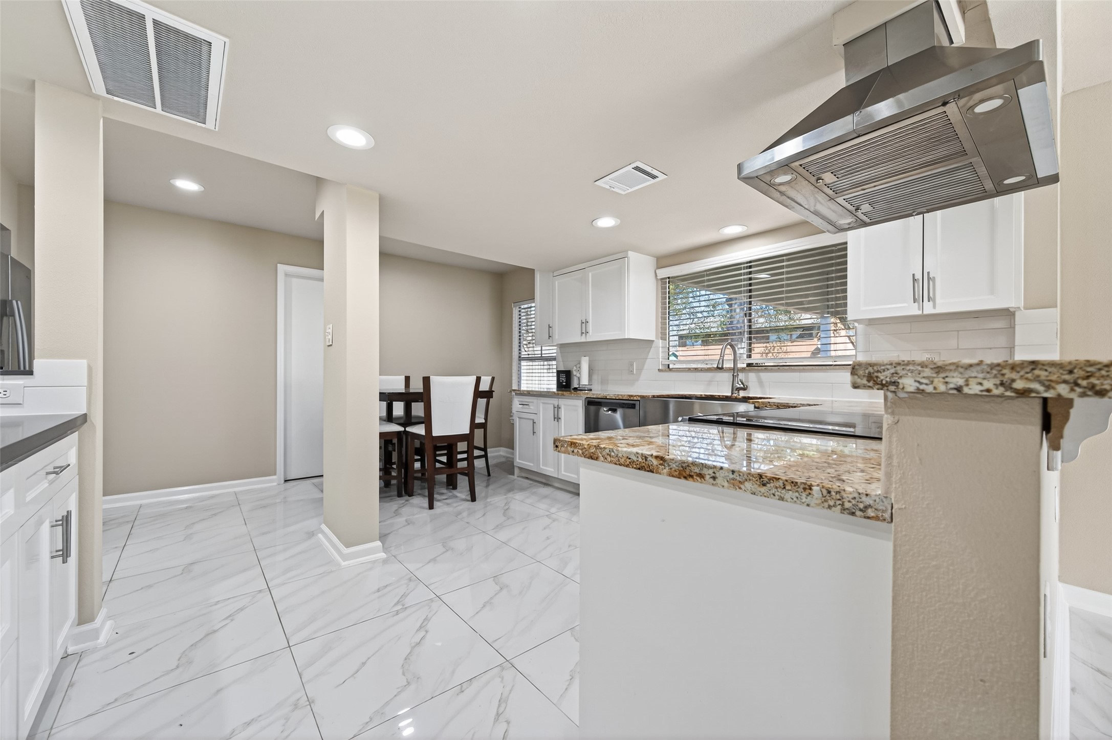 23418 Briarcreek Boulevard Property Photo 12