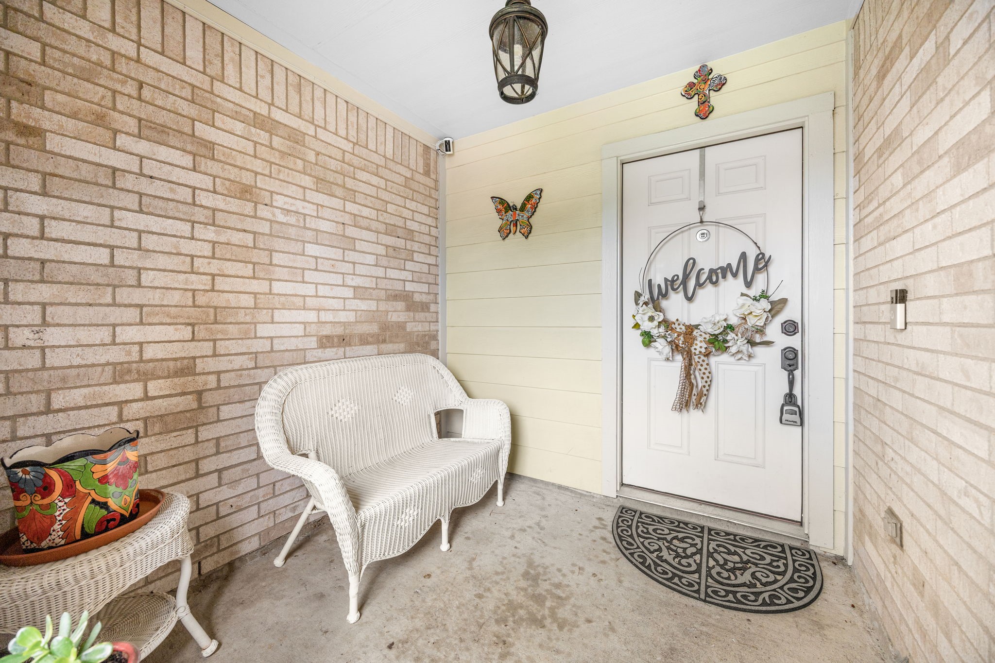 6527 Harcourt Bridge Drive Property Photo 3