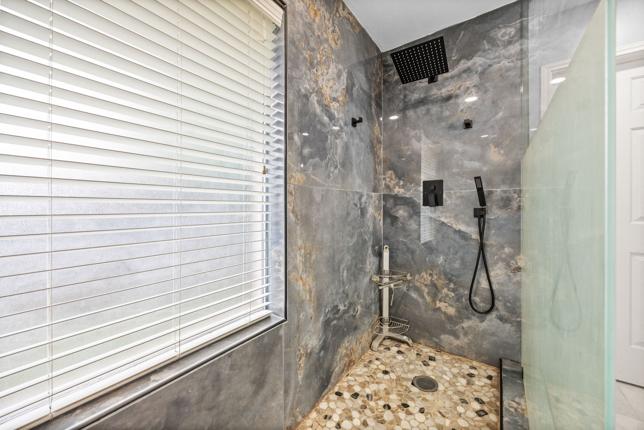 6527 Harcourt Bridge Drive Property Photo 22