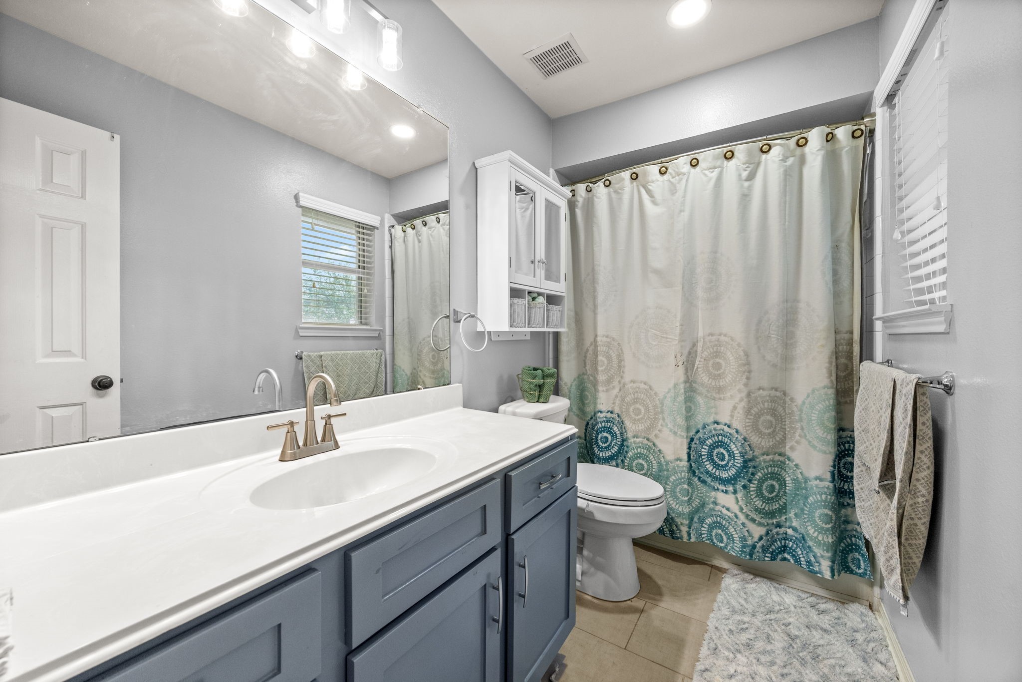 6527 Harcourt Bridge Drive Property Photo 24