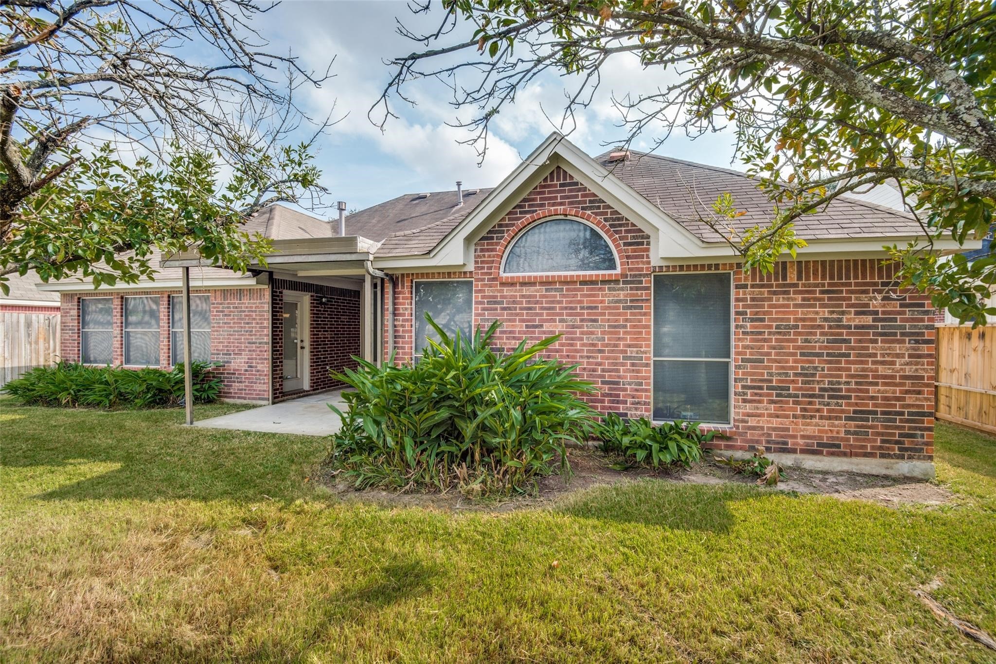 9827 Bestin Lane Property Photo 2