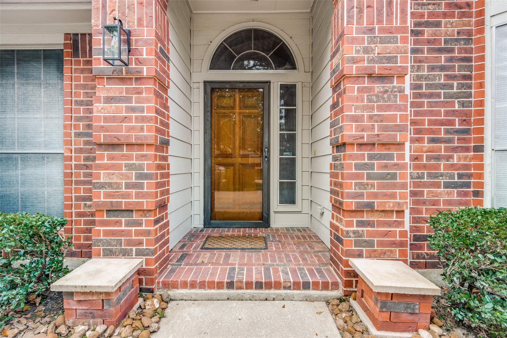 9827 Bestin Lane Property Photo 3