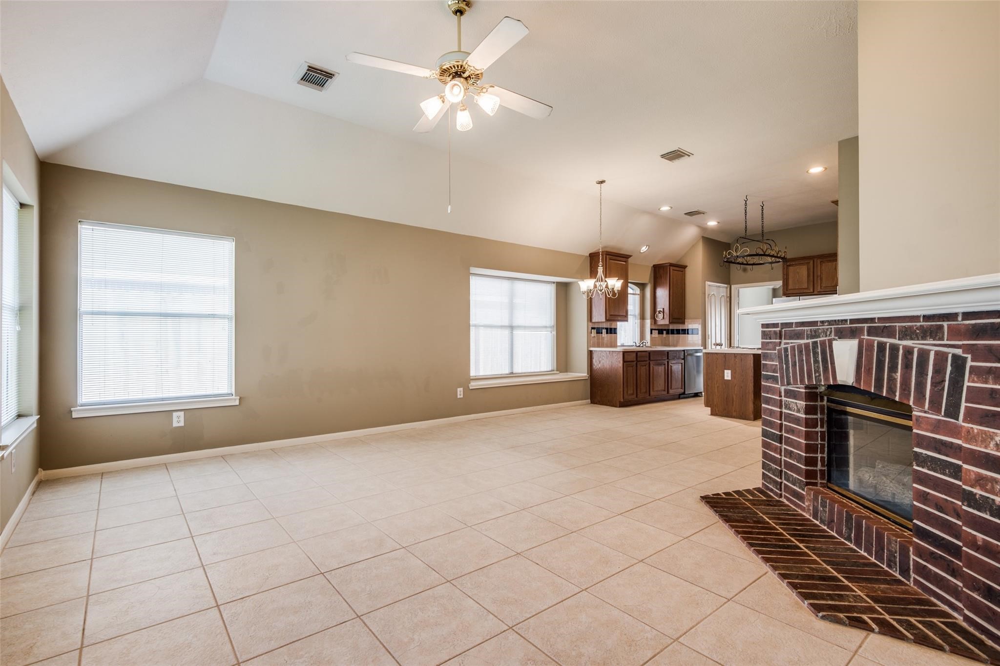 9827 Bestin Lane Property Photo 16