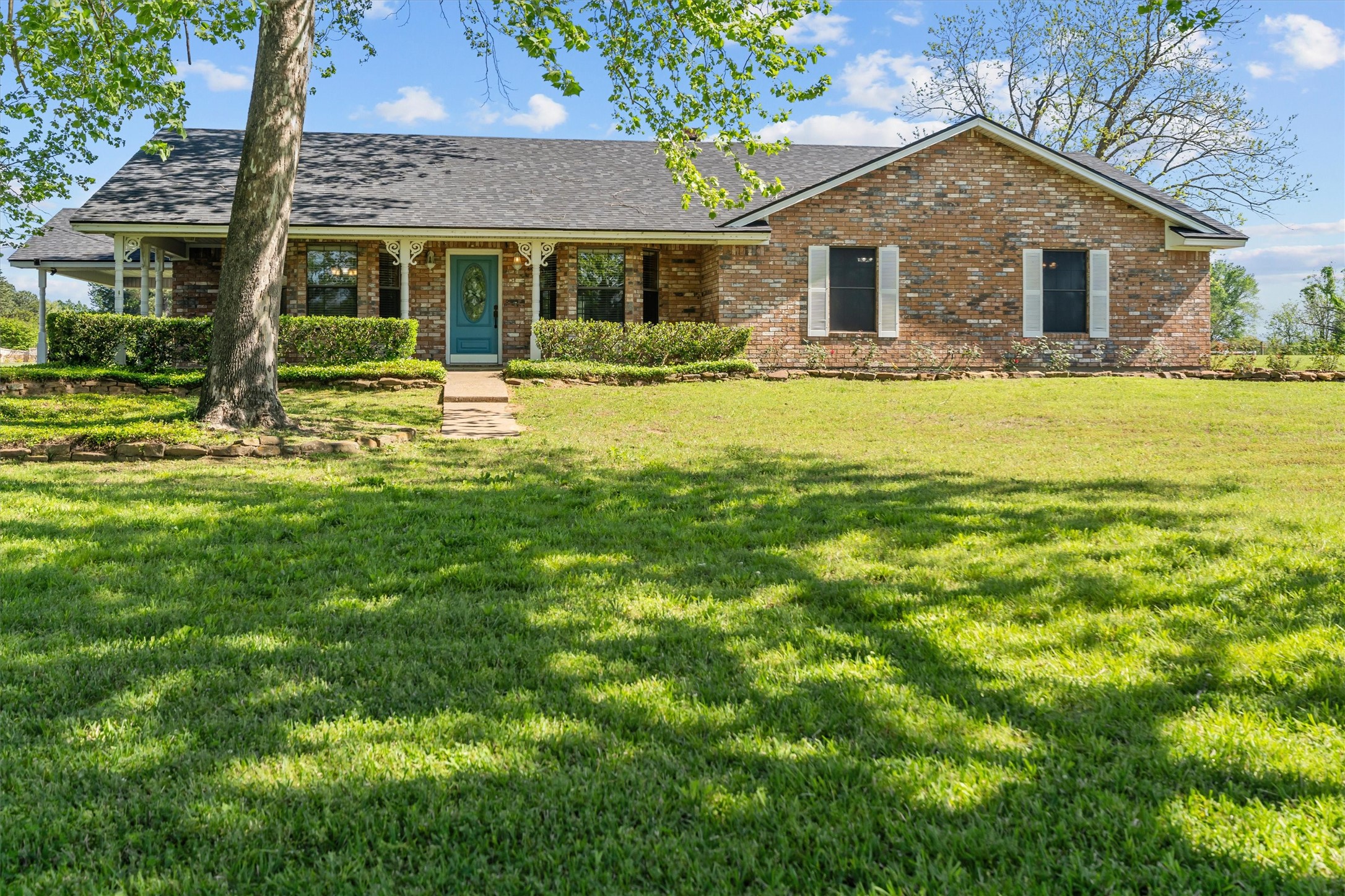 109 Meadowview Street Property Photo 1