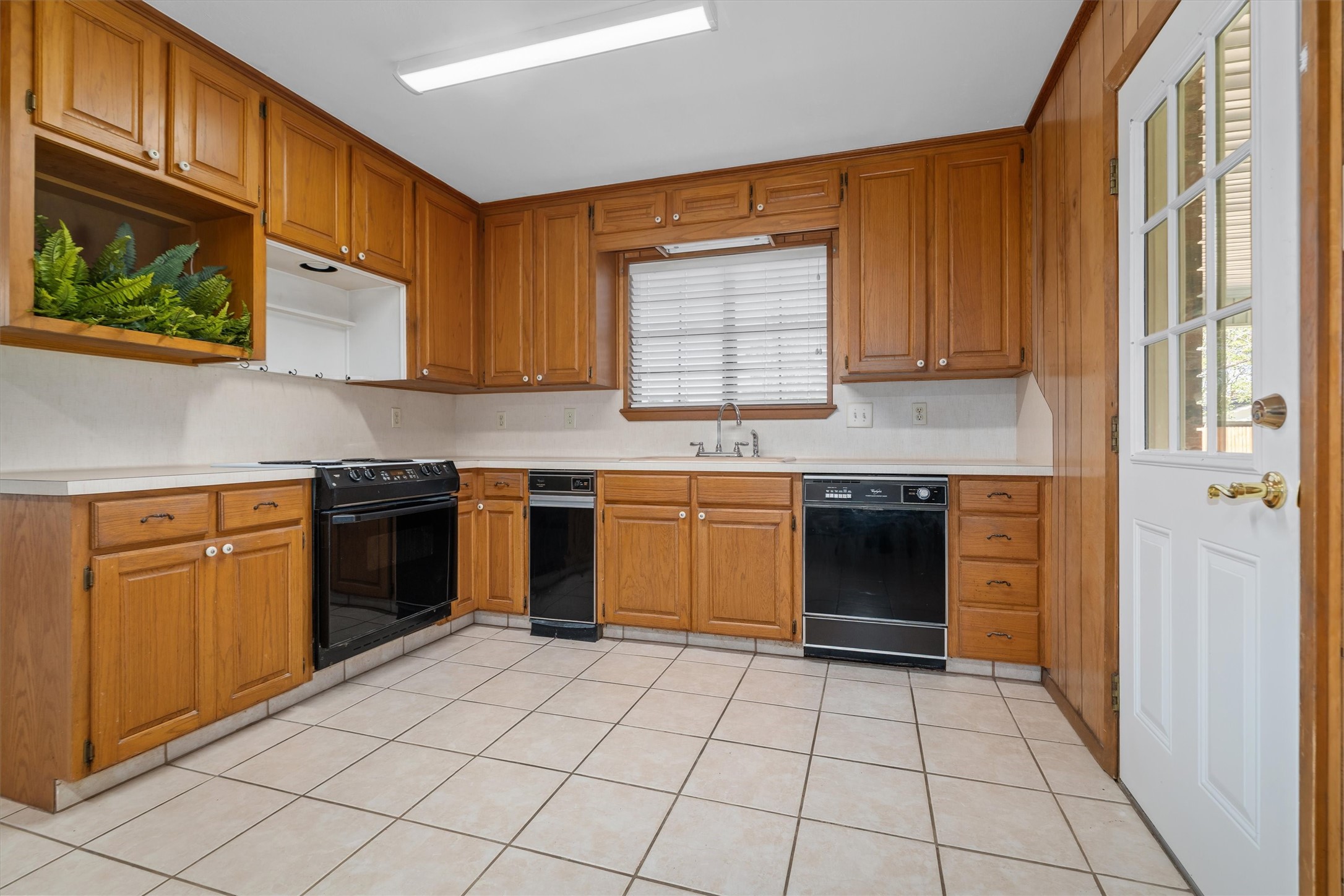 109 Meadowview Street Property Photo 7