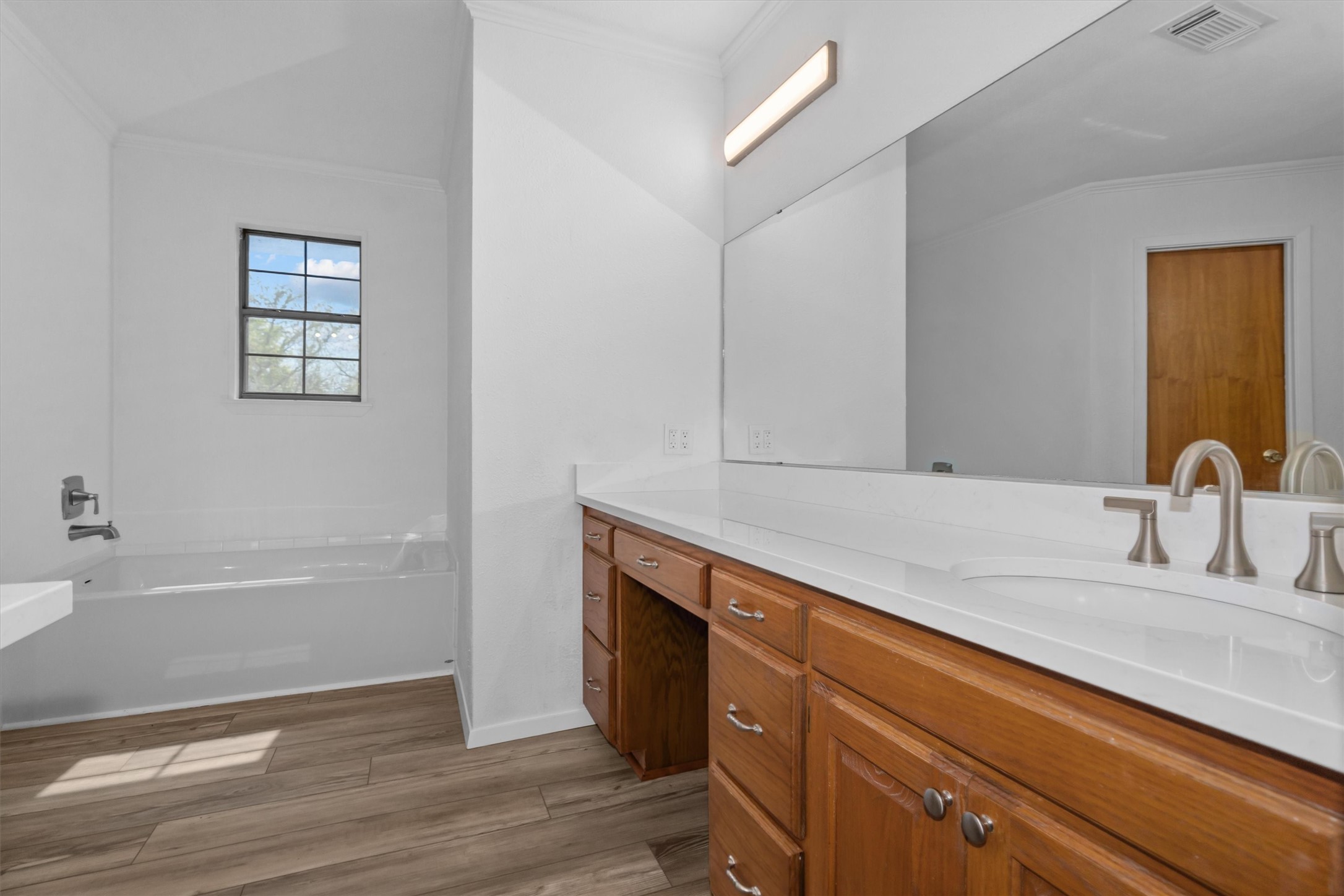 109 Meadowview Street Property Photo 15