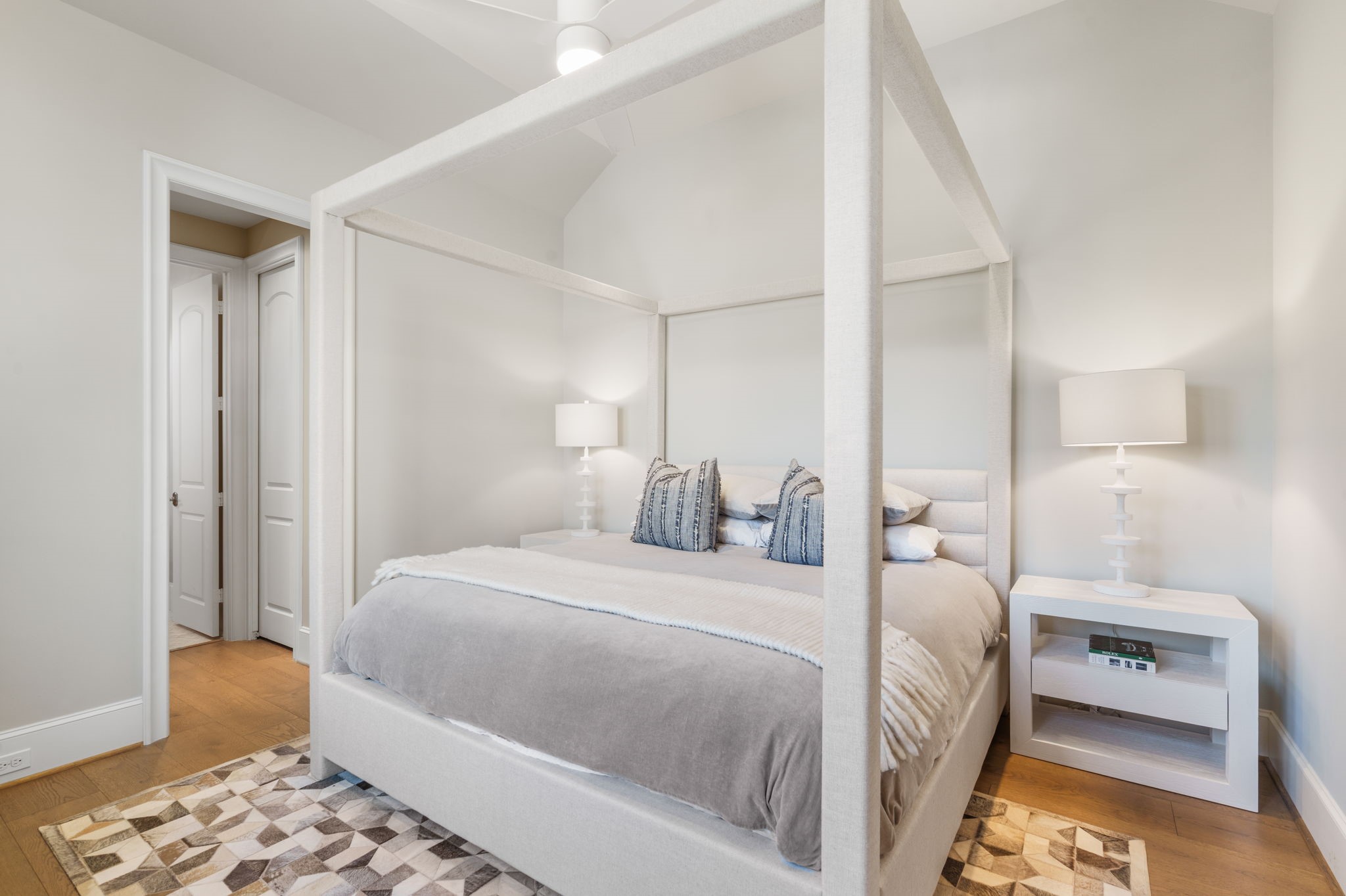26 N Palmiera Circle Property Photo 32