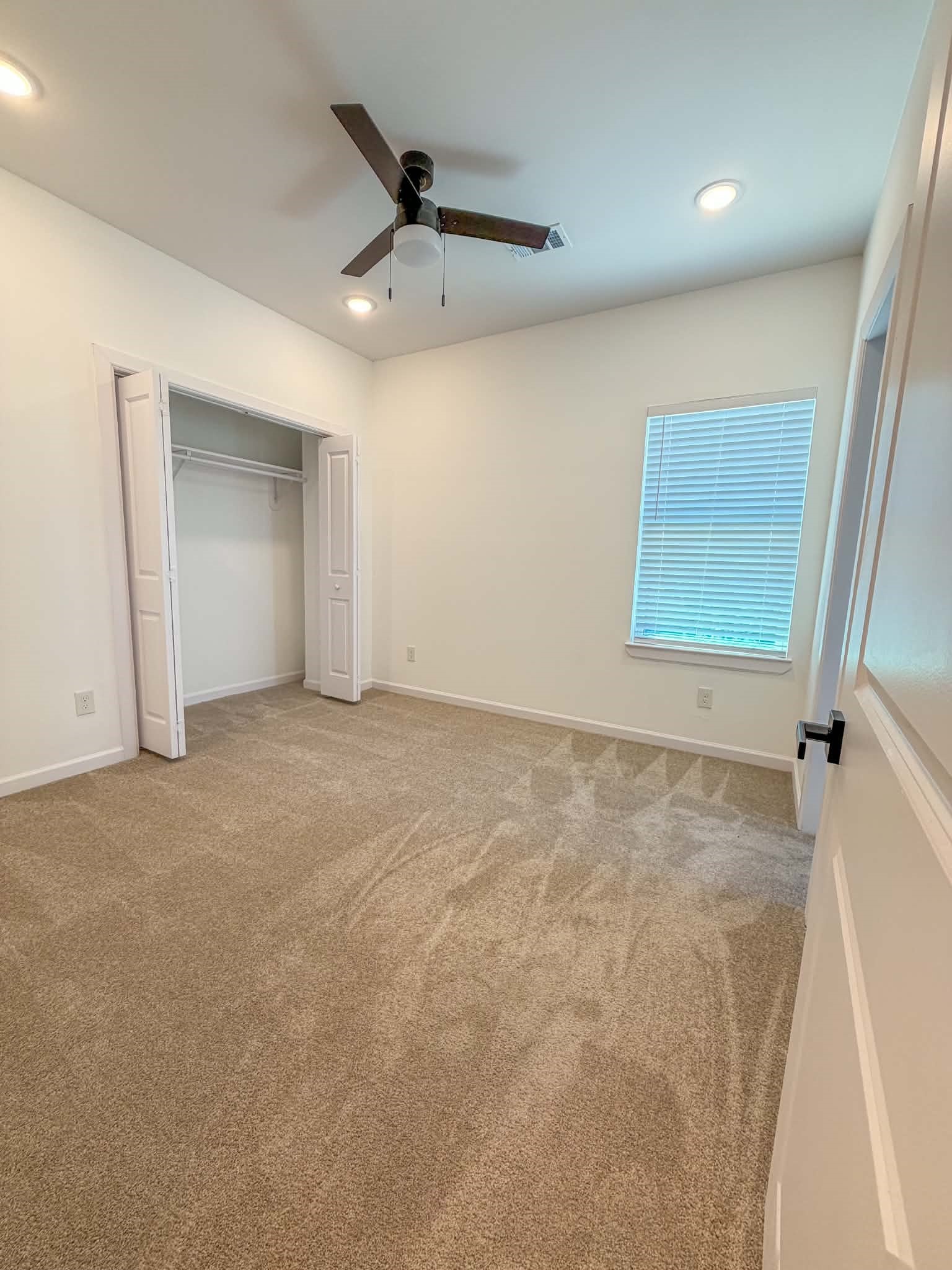 866 Rachel Street Unit E Property Photo 5