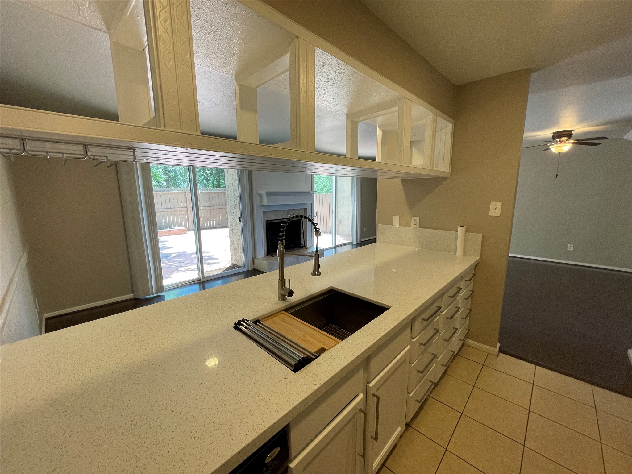 12315 Glenview Drive Property Photo 7