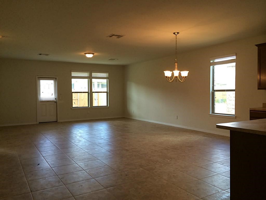 1103 Messina Lane Property Photo 3