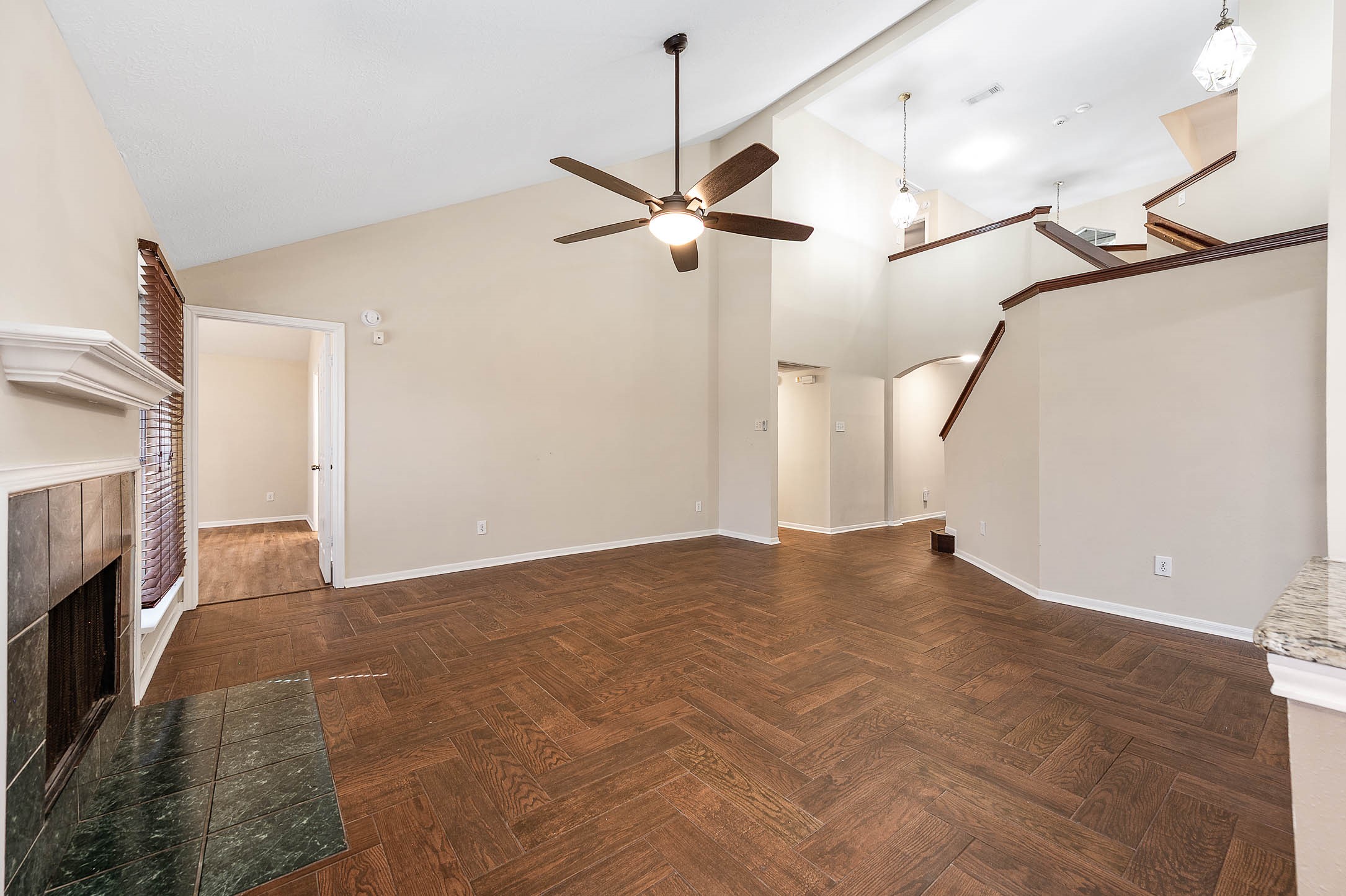 1835 Taylor Creek Drive Property Photo 10