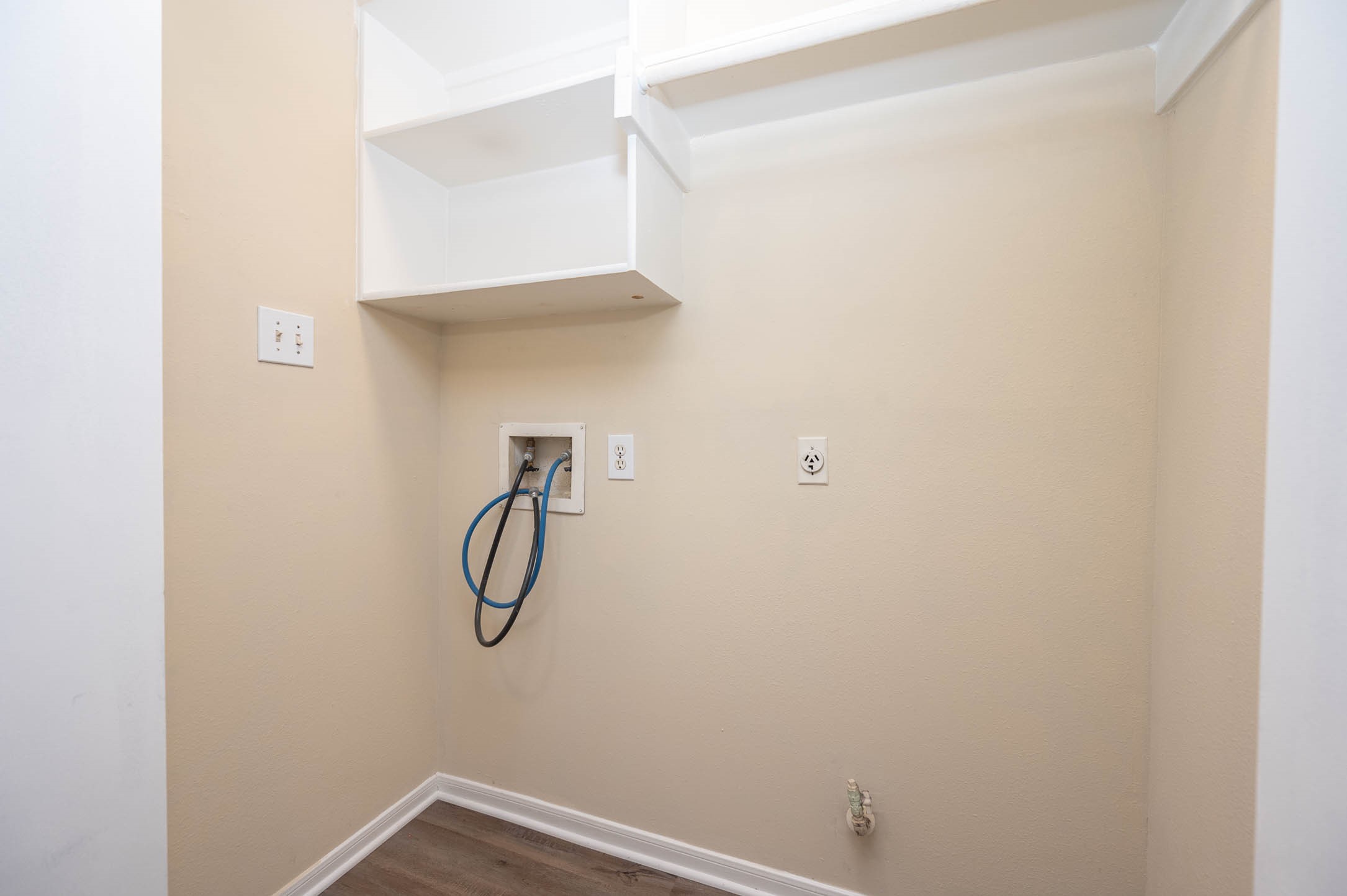 1835 Taylor Creek Drive Property Photo 18
