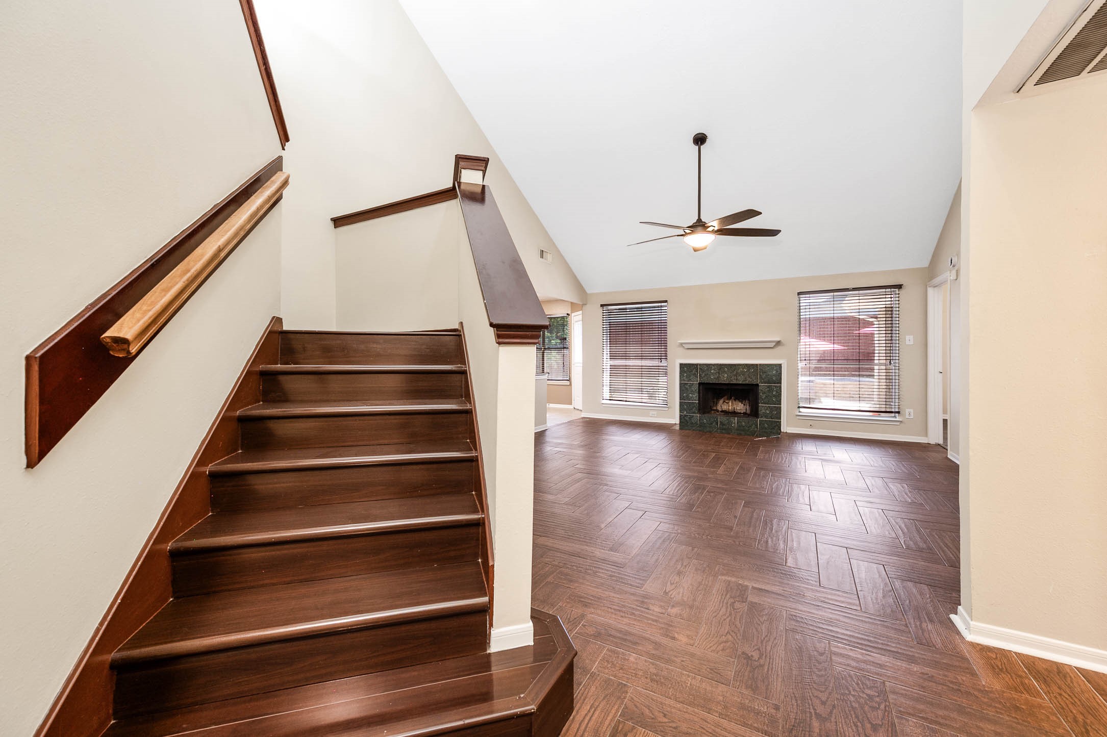1835 Taylor Creek Drive Property Photo 25