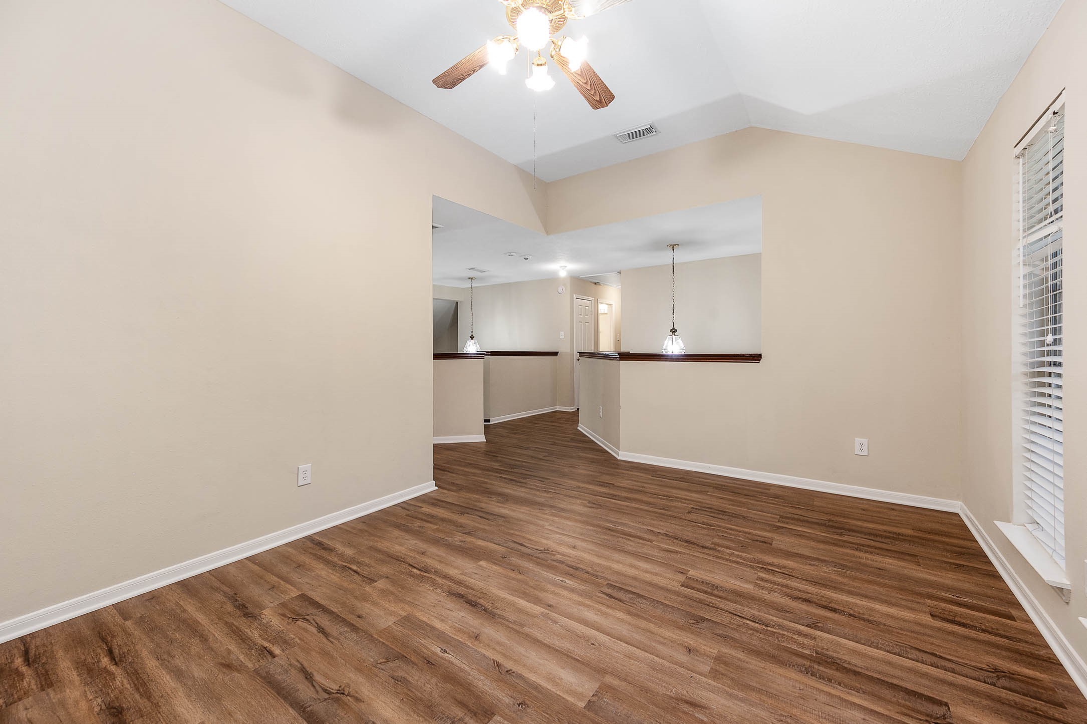 1835 Taylor Creek Drive Property Photo 28