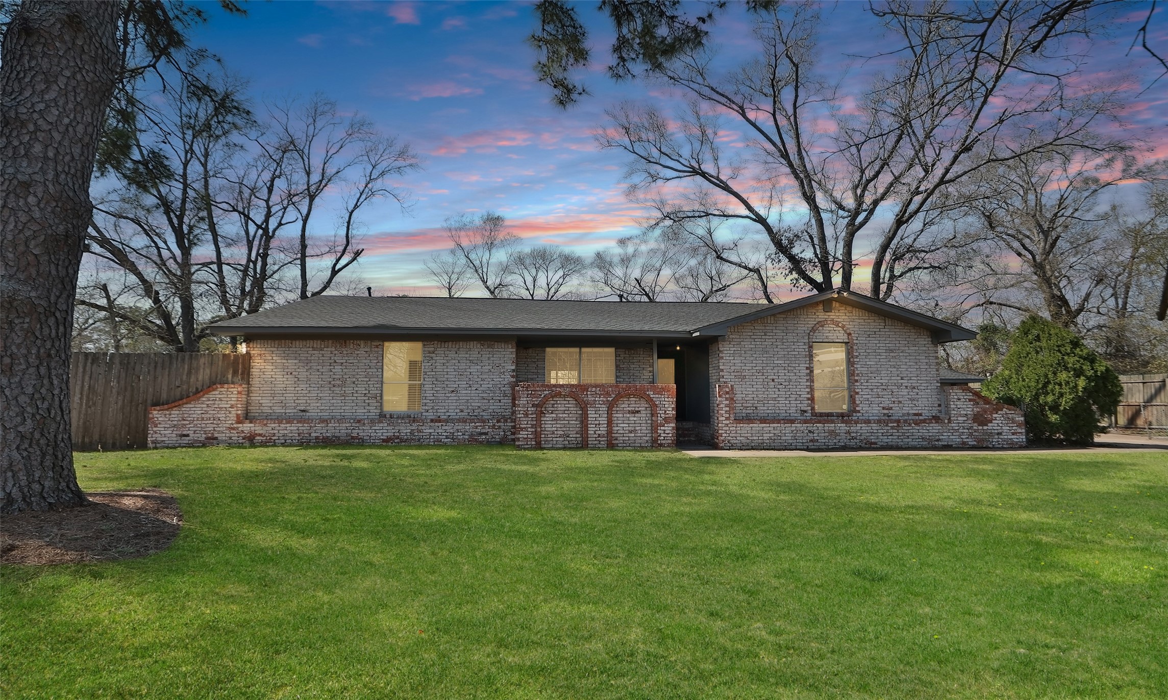 14919 Mullins Lane Property Photo