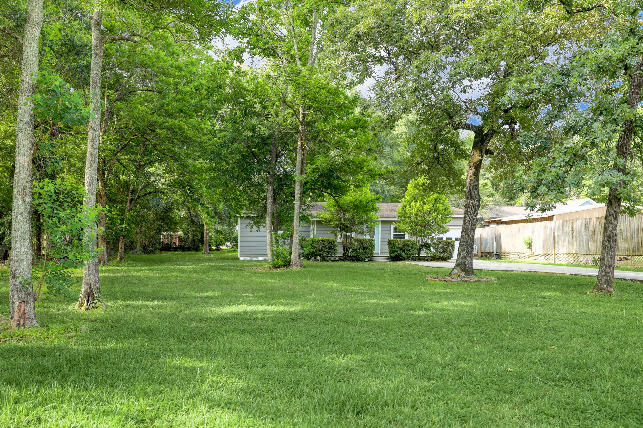 9193 Lucille Lane Property Photo 4