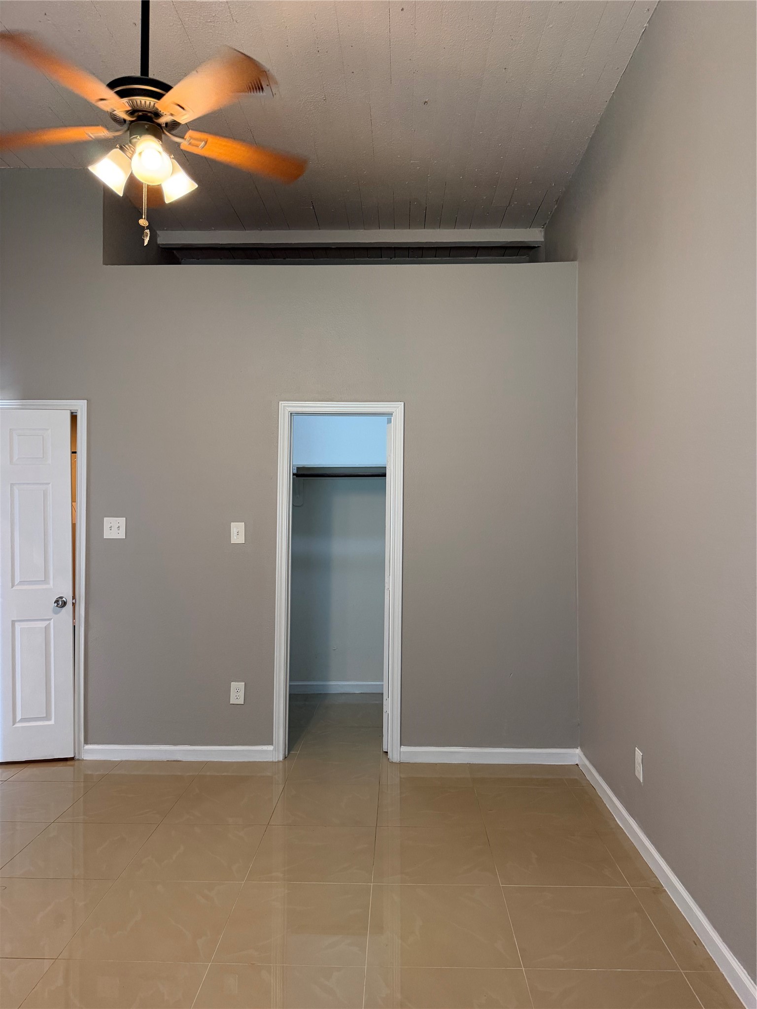 1213 30th Property Photo 5