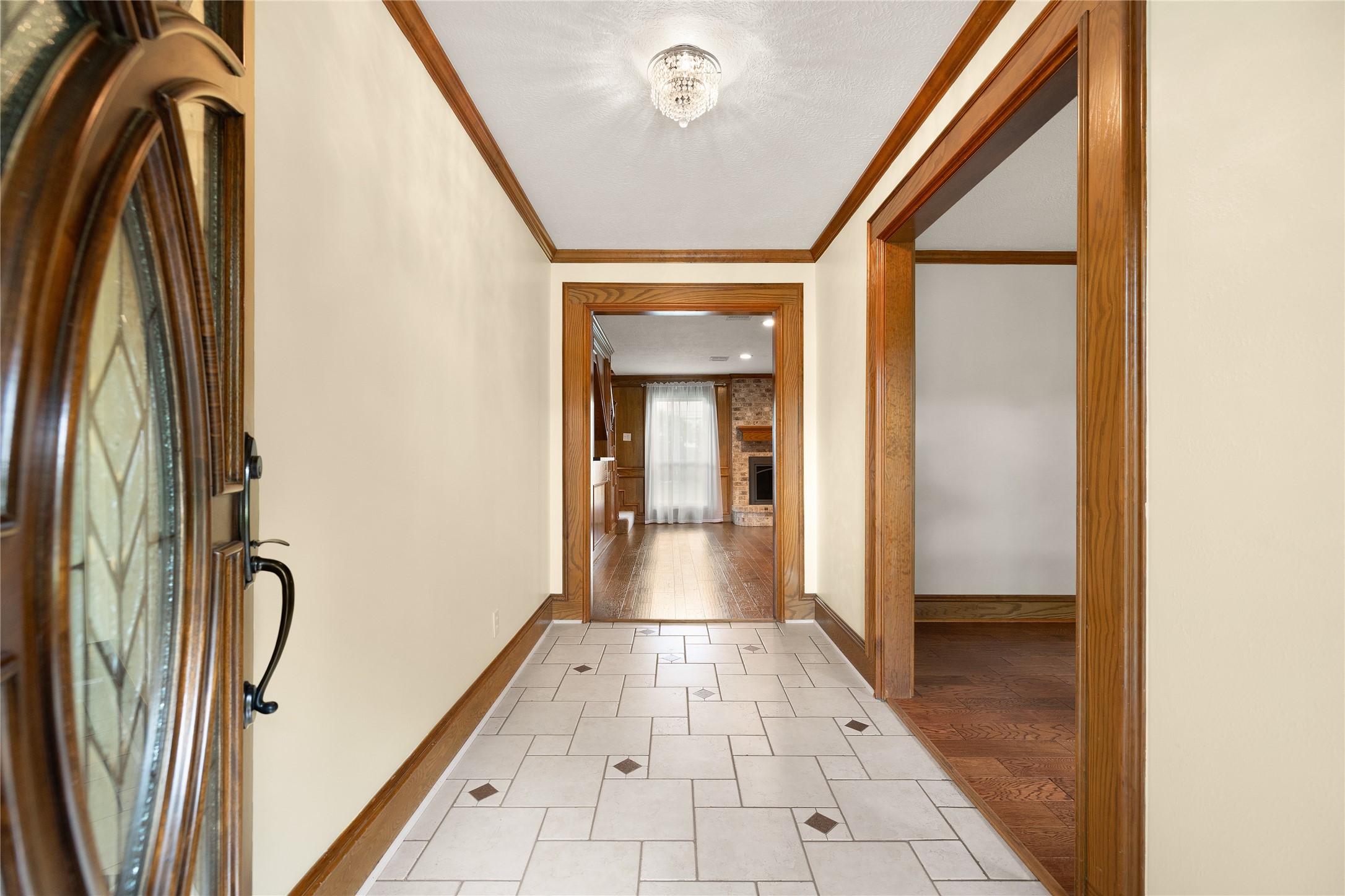 13014 Wincrest Court Property Photo 5
