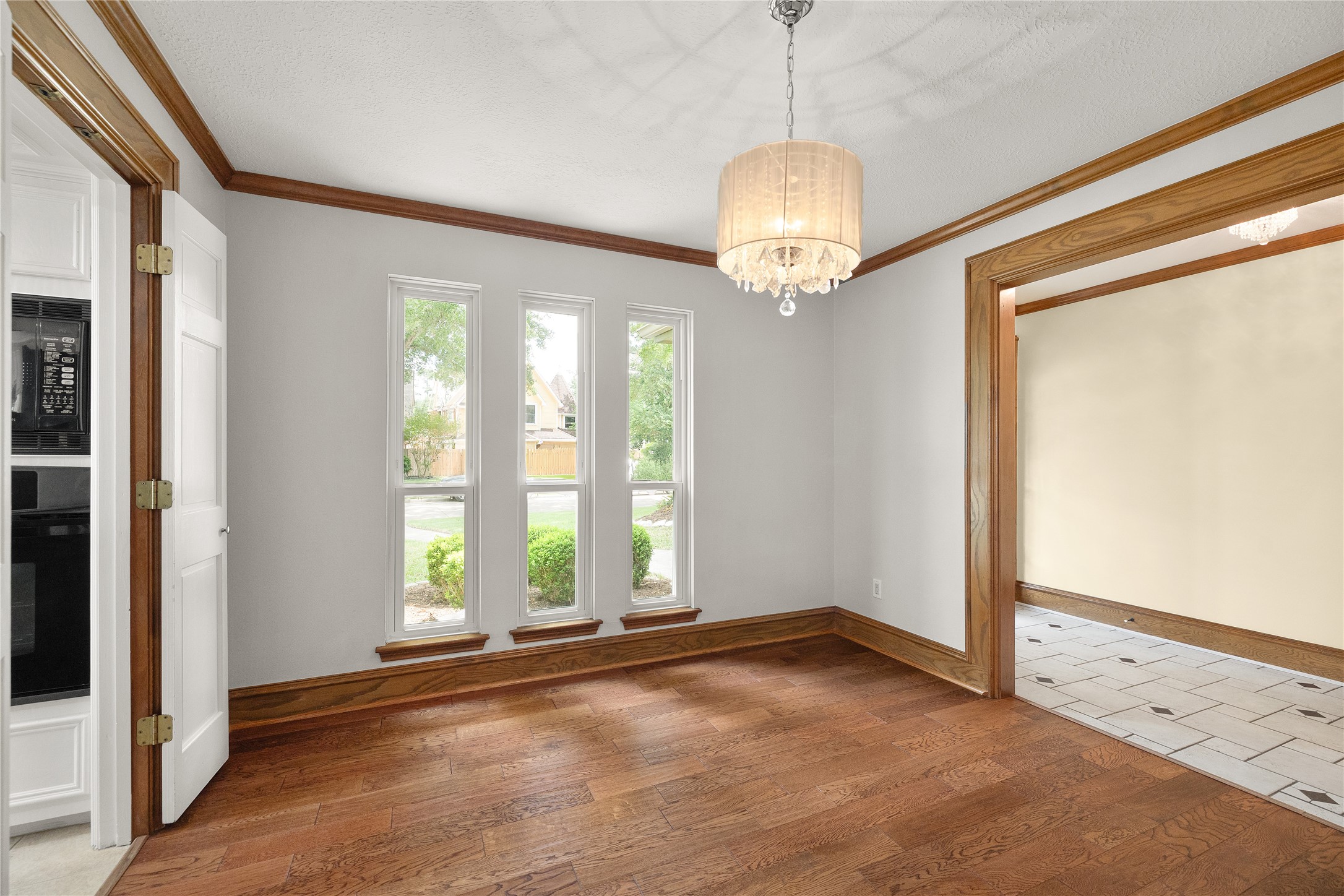 13014 Wincrest Court Property Photo 8