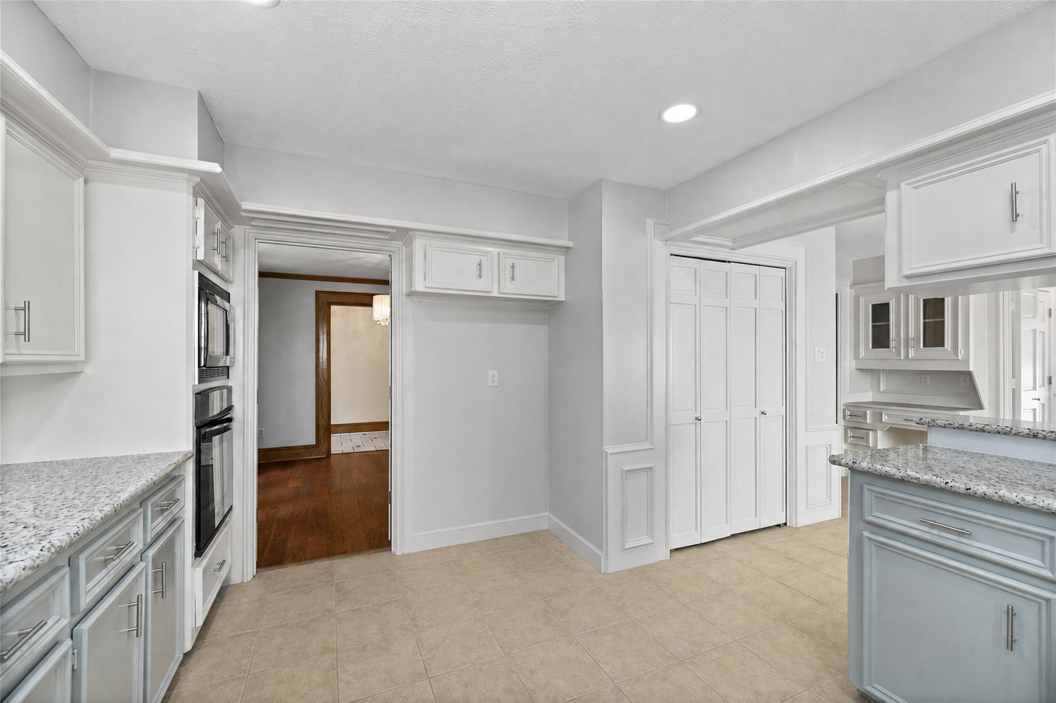 13014 Wincrest Court Property Photo 11