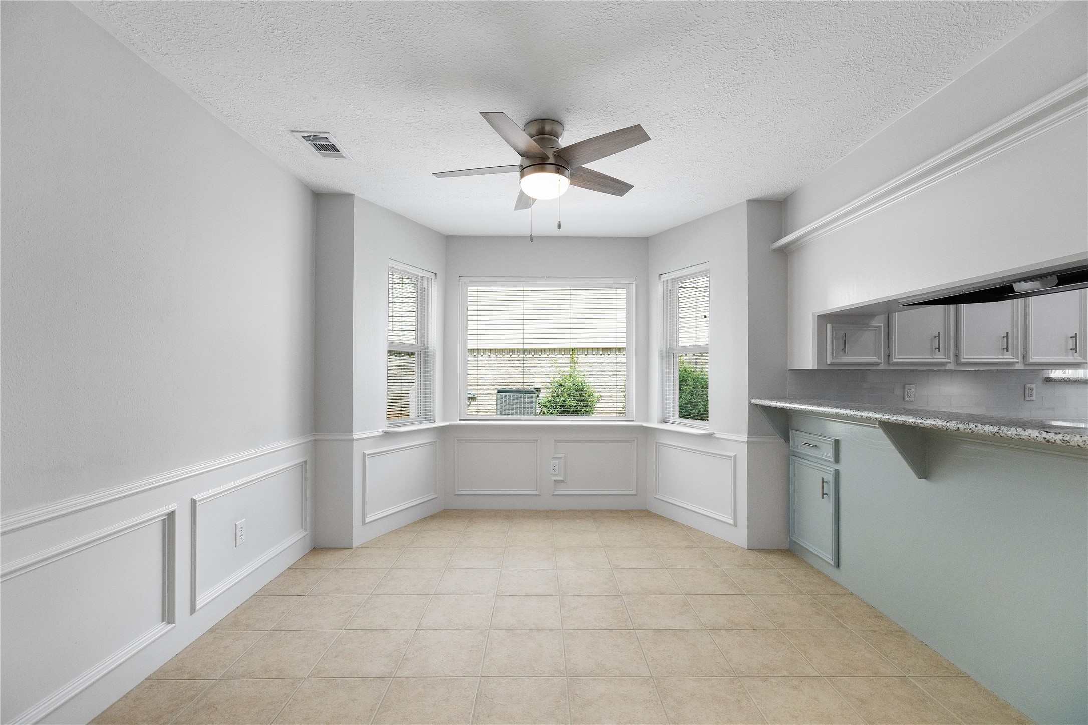 13014 Wincrest Court Property Photo 12