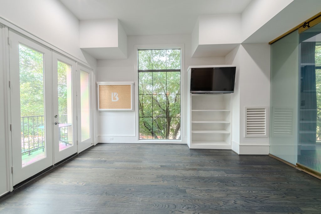1423 Lake Pointe Parkway Property Photo 14