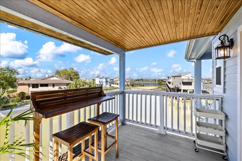 126 E Shore Drive Property Photo 11