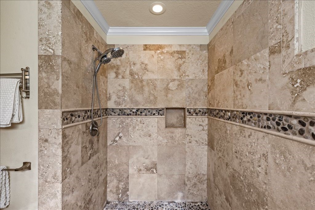 126 E Shore Drive Property Photo 24