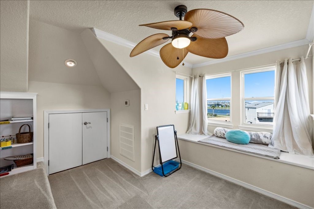 126 E Shore Drive Property Photo 29