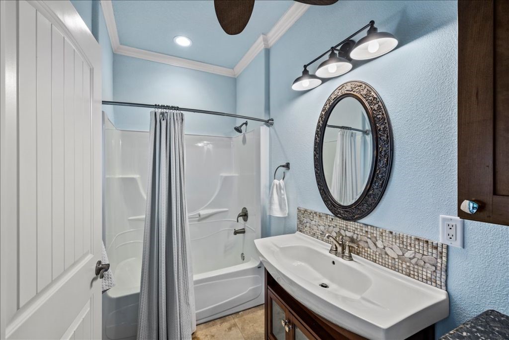 126 E Shore Drive Property Photo 35