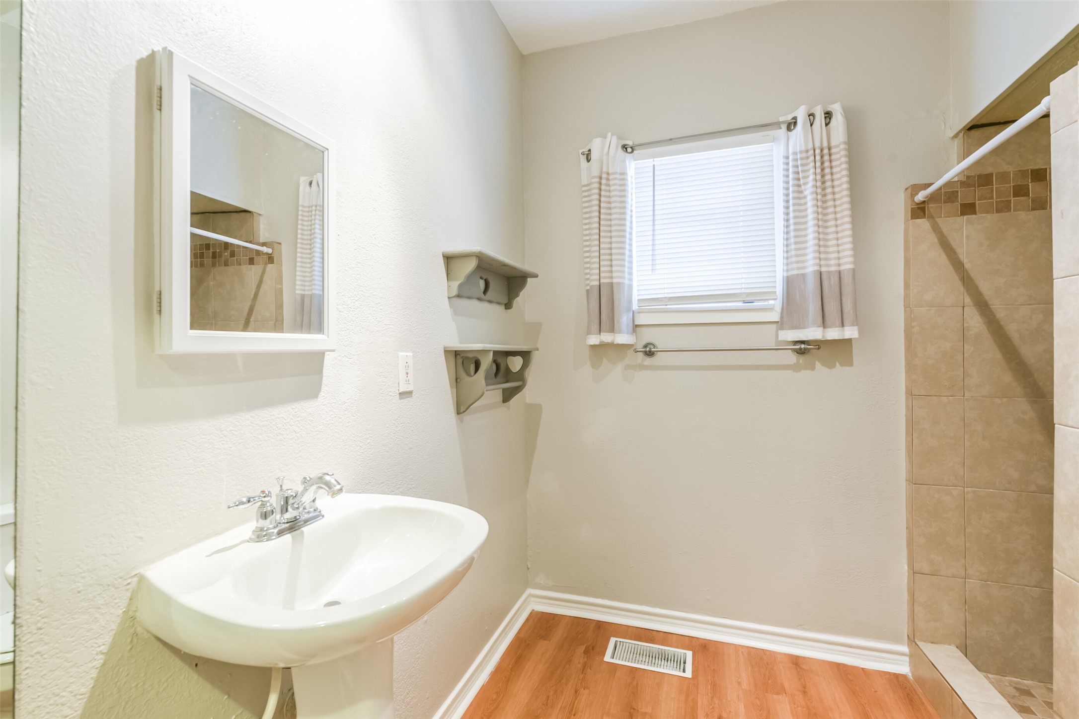 216 Redan Street 1 Property Photo 17