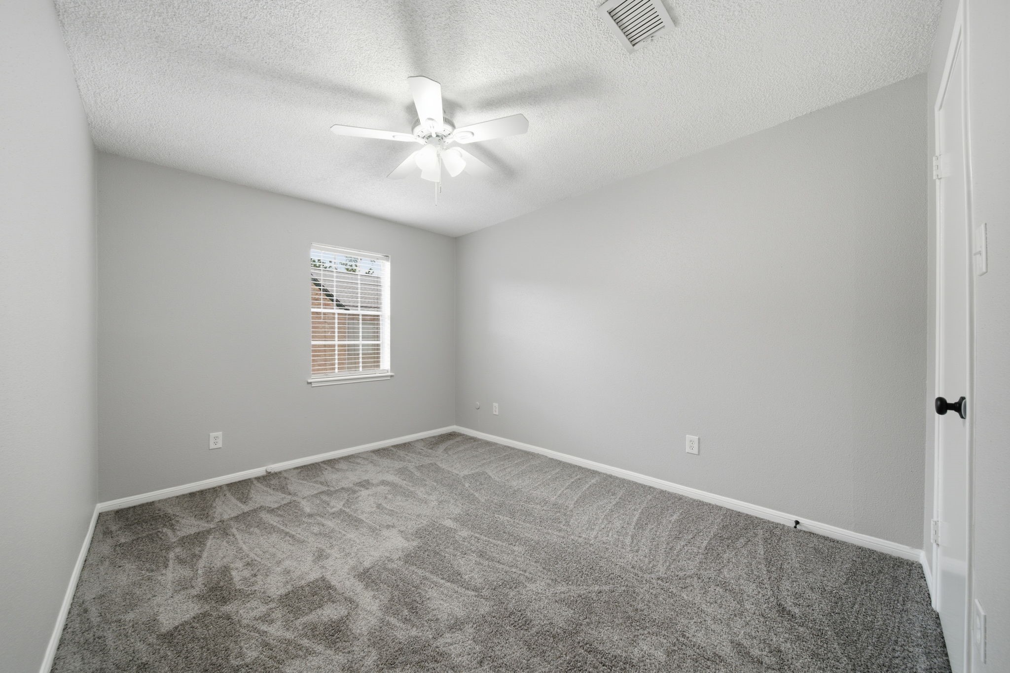 14535 Misty Meadow Lane Property Photo 32