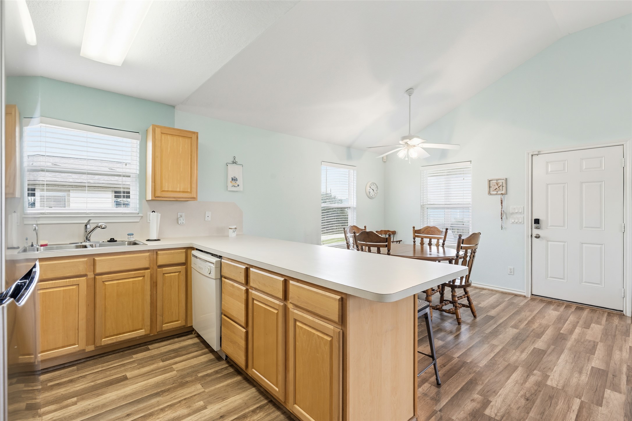 4122 Kent Drive Property Photo 13