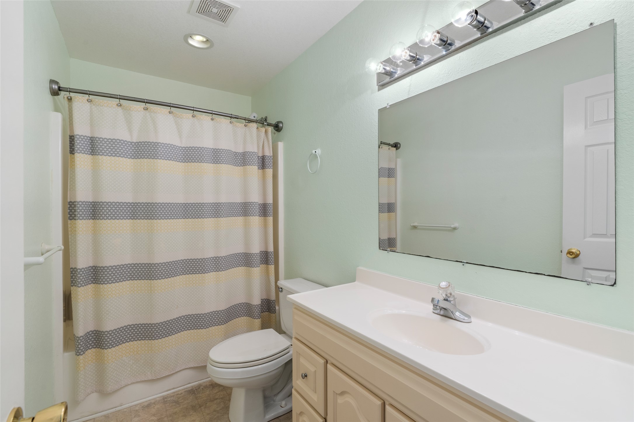 4122 Kent Drive Property Photo 16