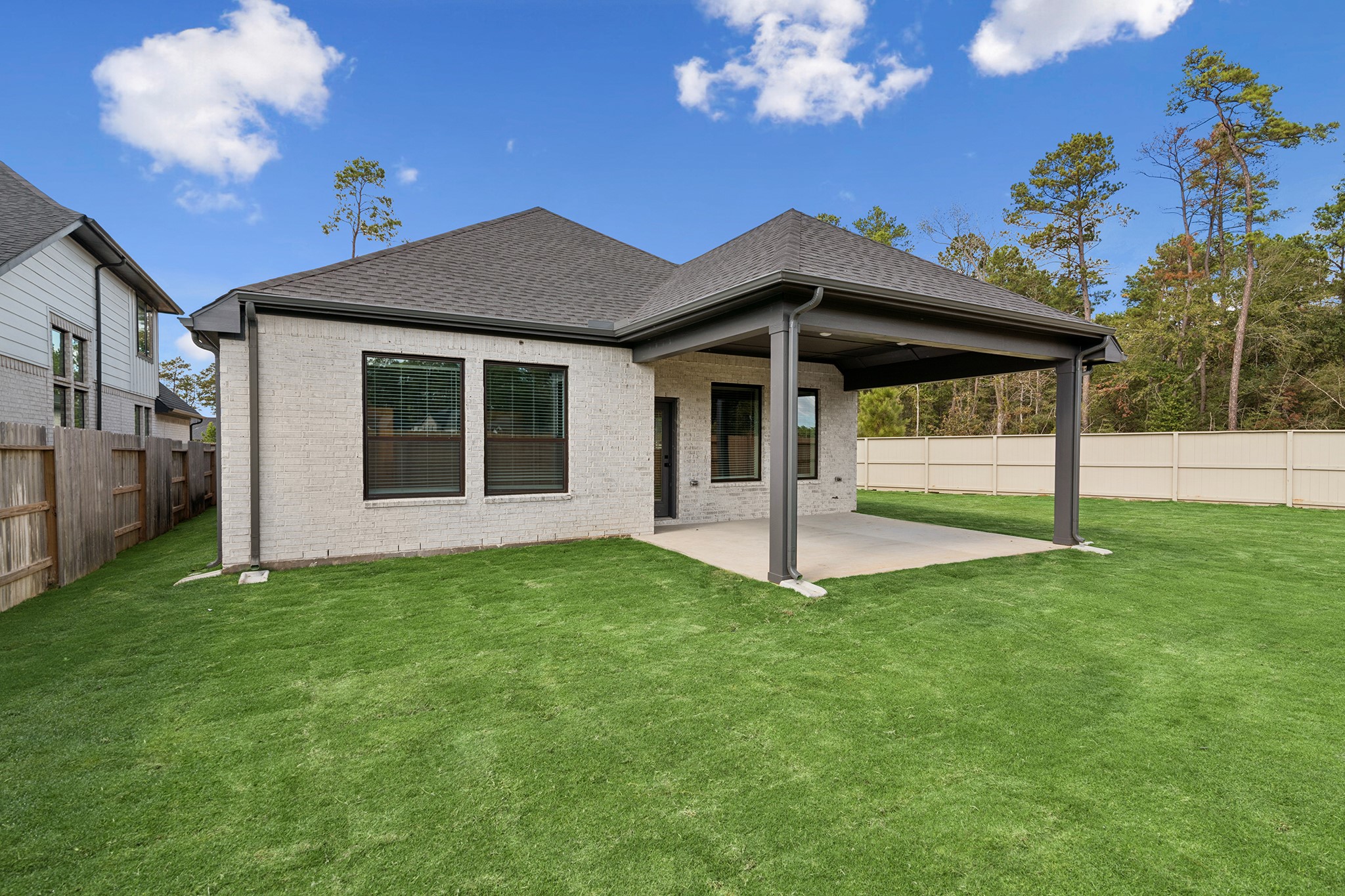 303 Prairie Warbler Street Property Photo 9