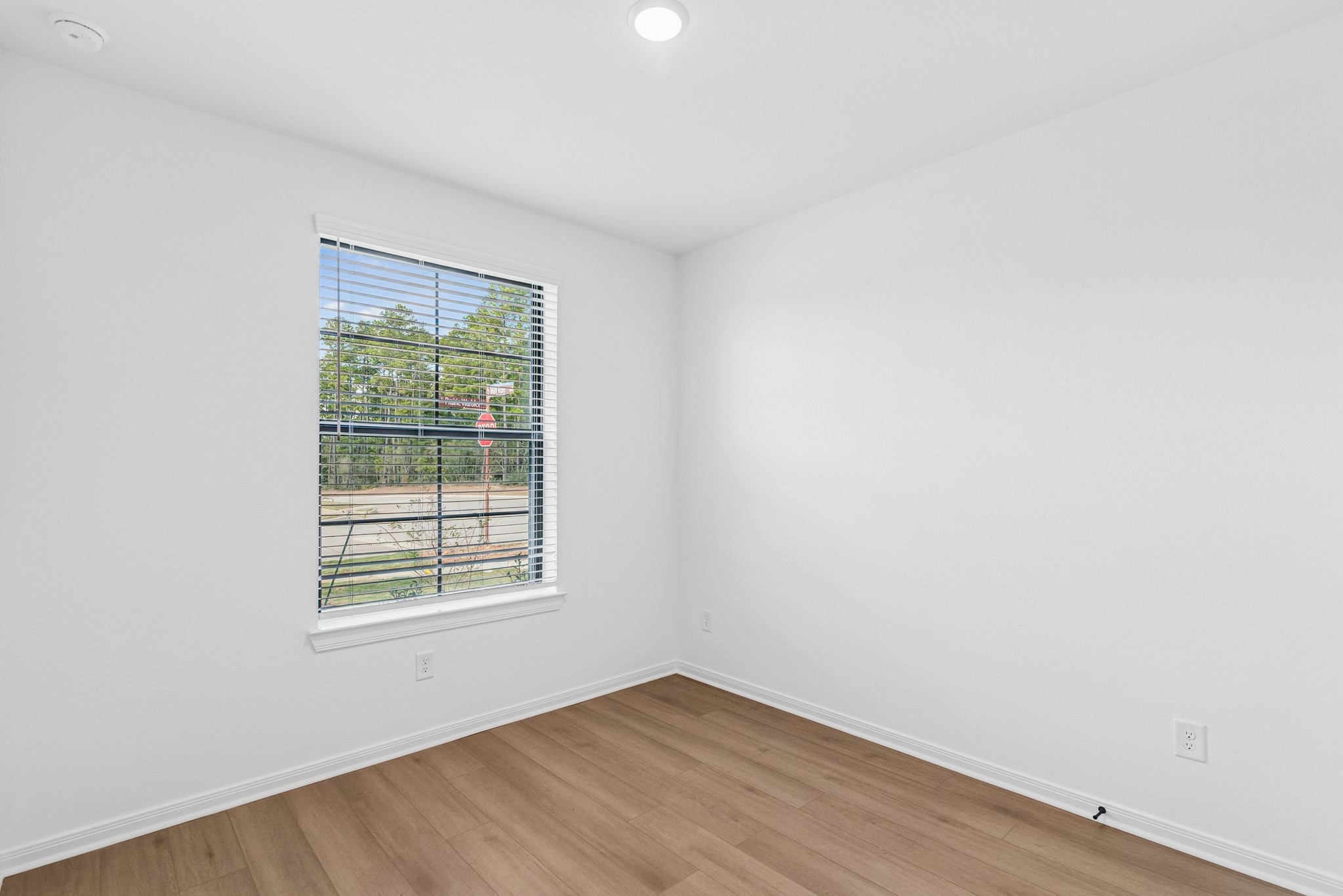 303 Prairie Warbler Street Property Photo 16