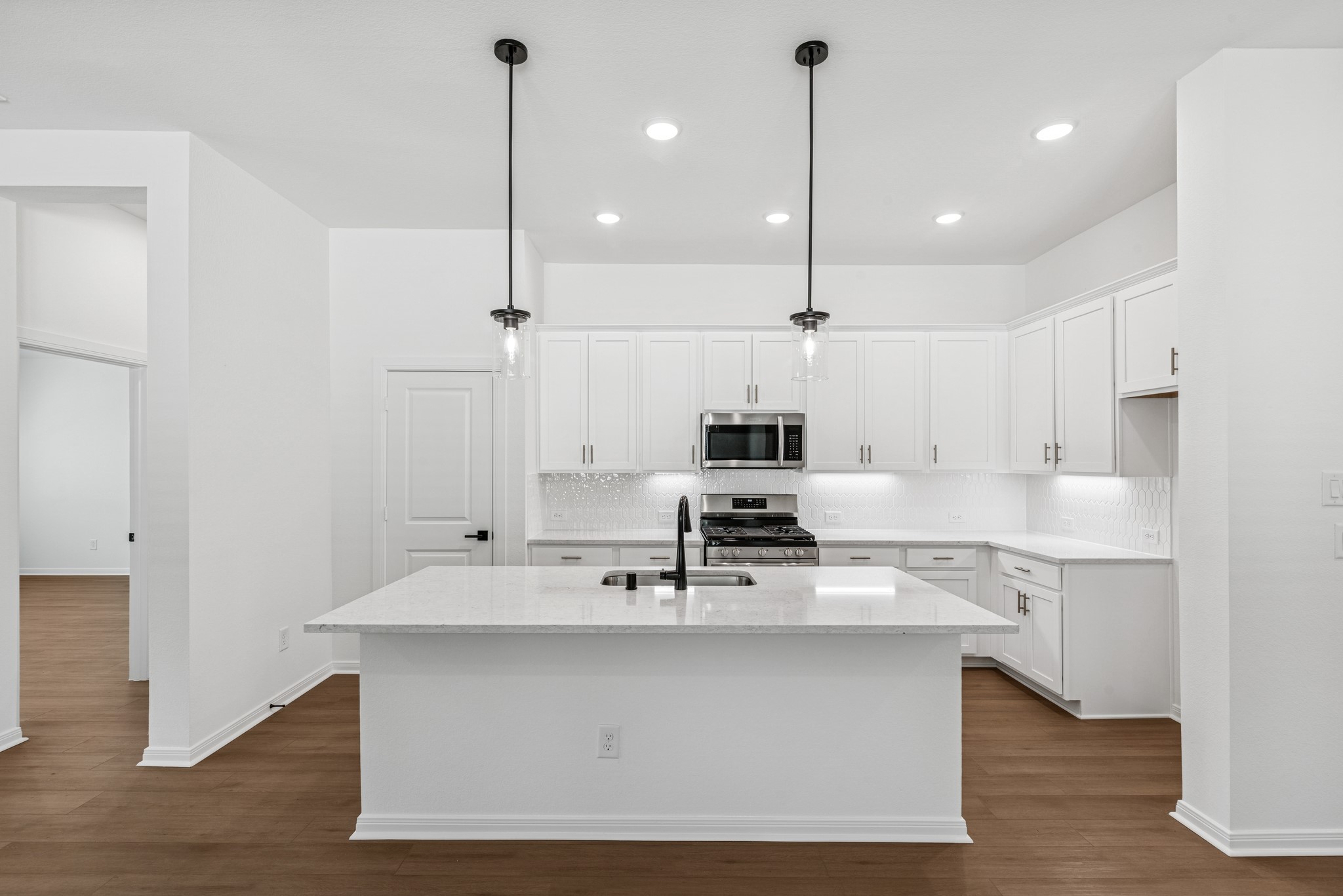 303 Prairie Warbler Street Property Photo 23