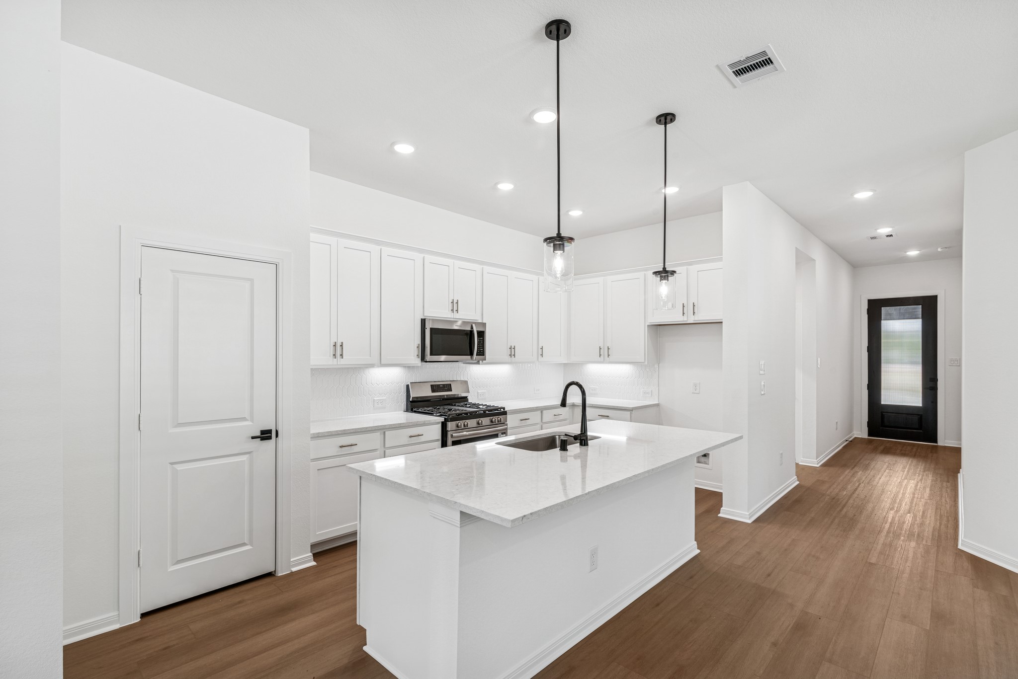 303 Prairie Warbler Street Property Photo 24