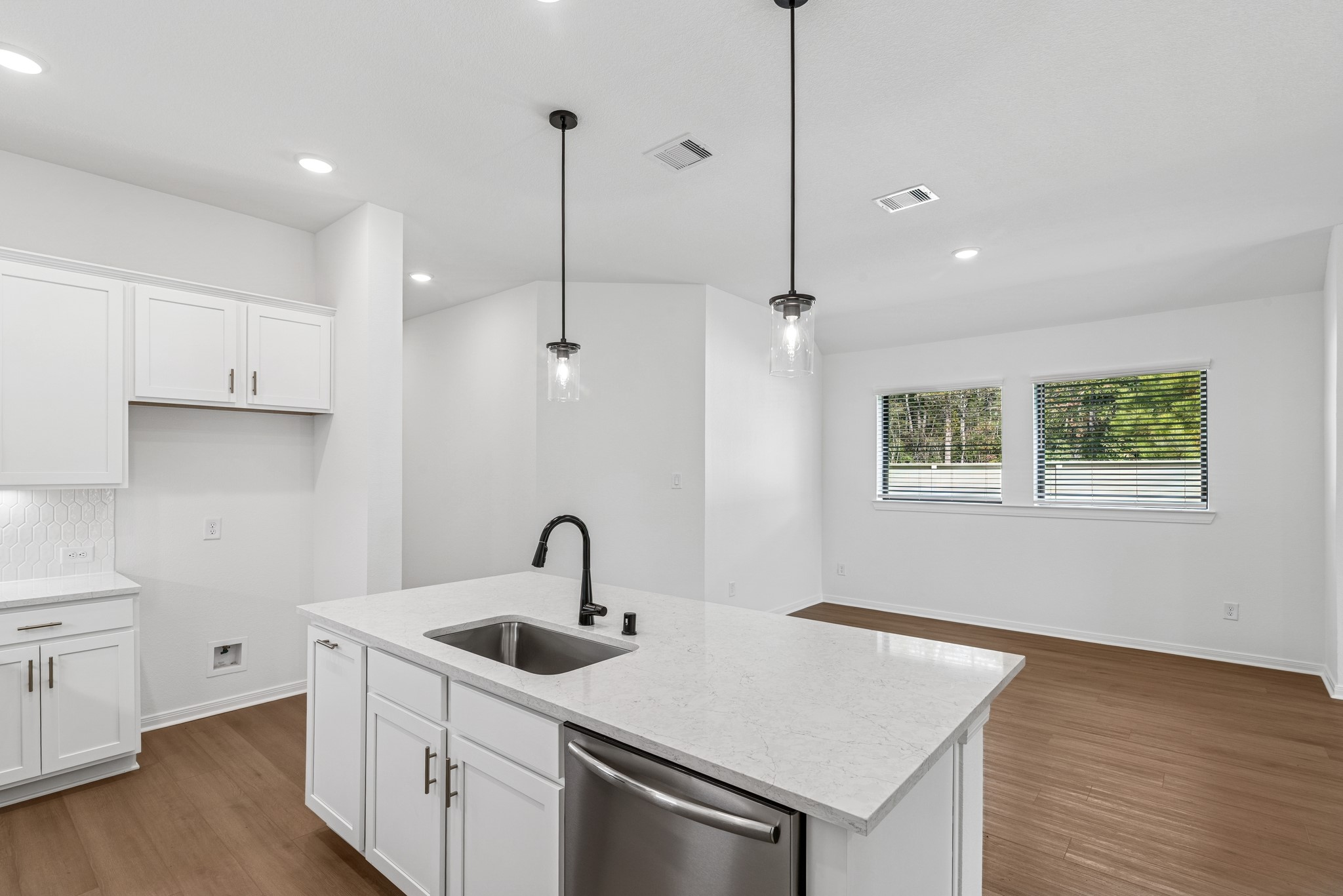 303 Prairie Warbler Street Property Photo 27