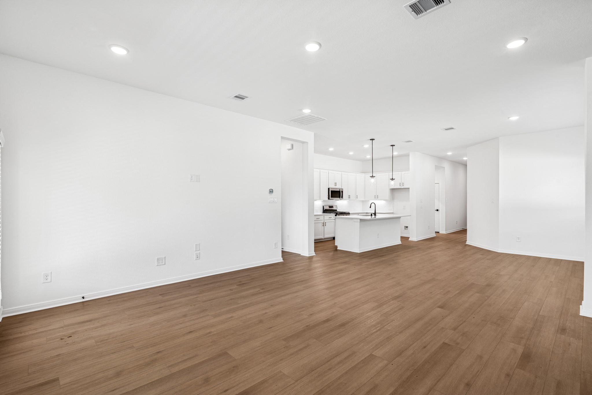 303 Prairie Warbler Street Property Photo 32